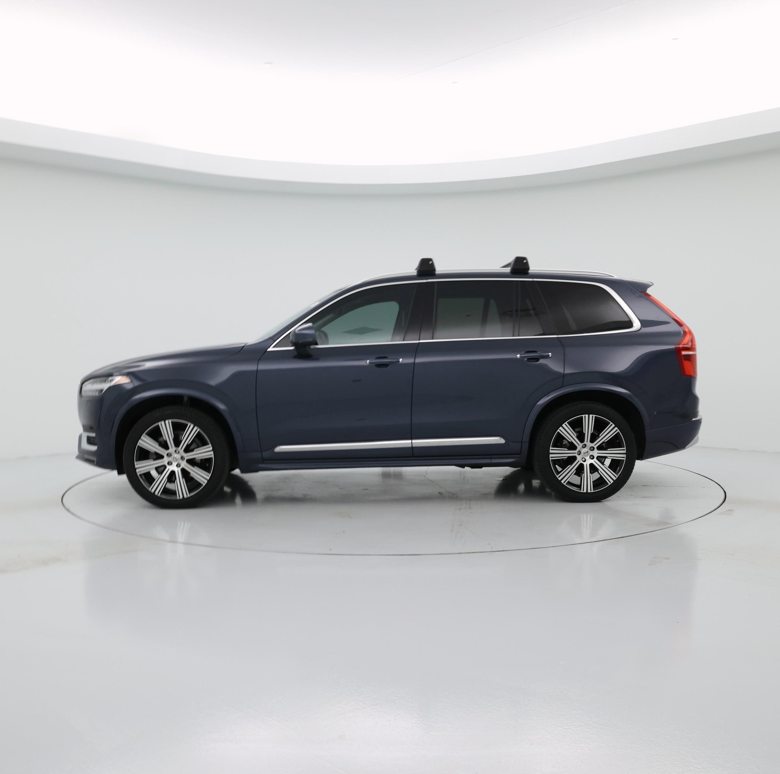 Thumbnail: 2022 Volvo XC90 - 3