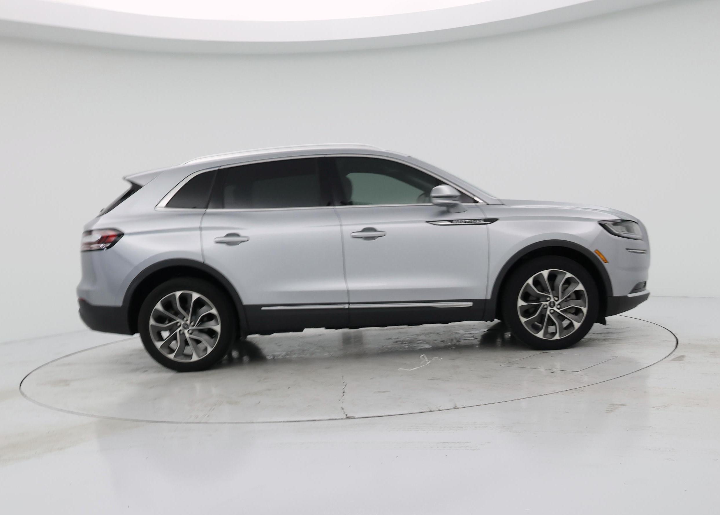 Thumbnail: 2022 Lincoln Nautilus - 7