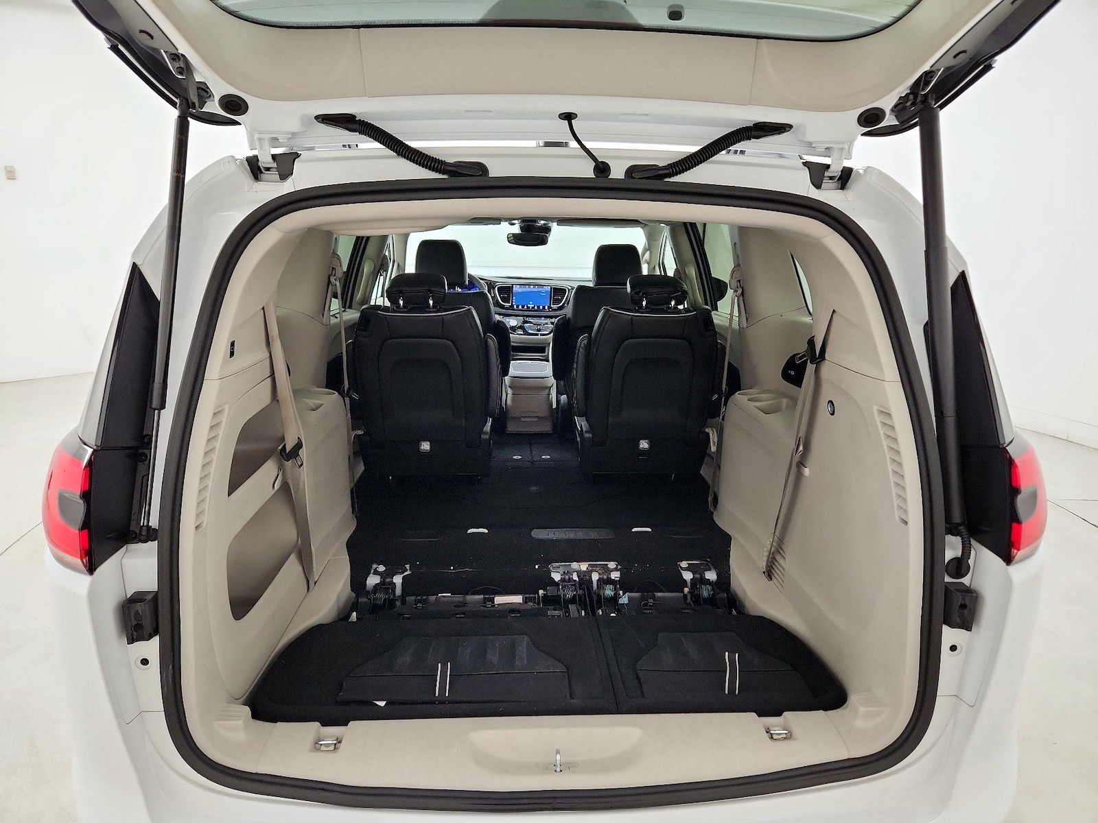 2023 Chrysler Pacifica Limited - Photo 25