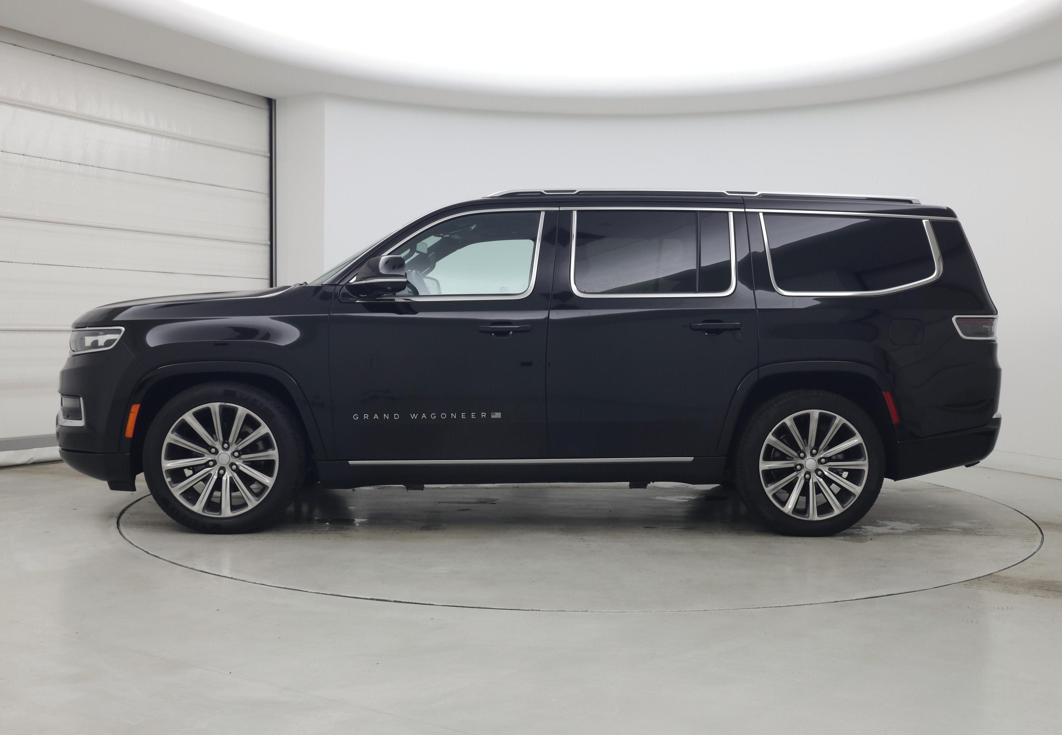 Thumbnail: 2023 Jeep Grand Wagoneer - 3