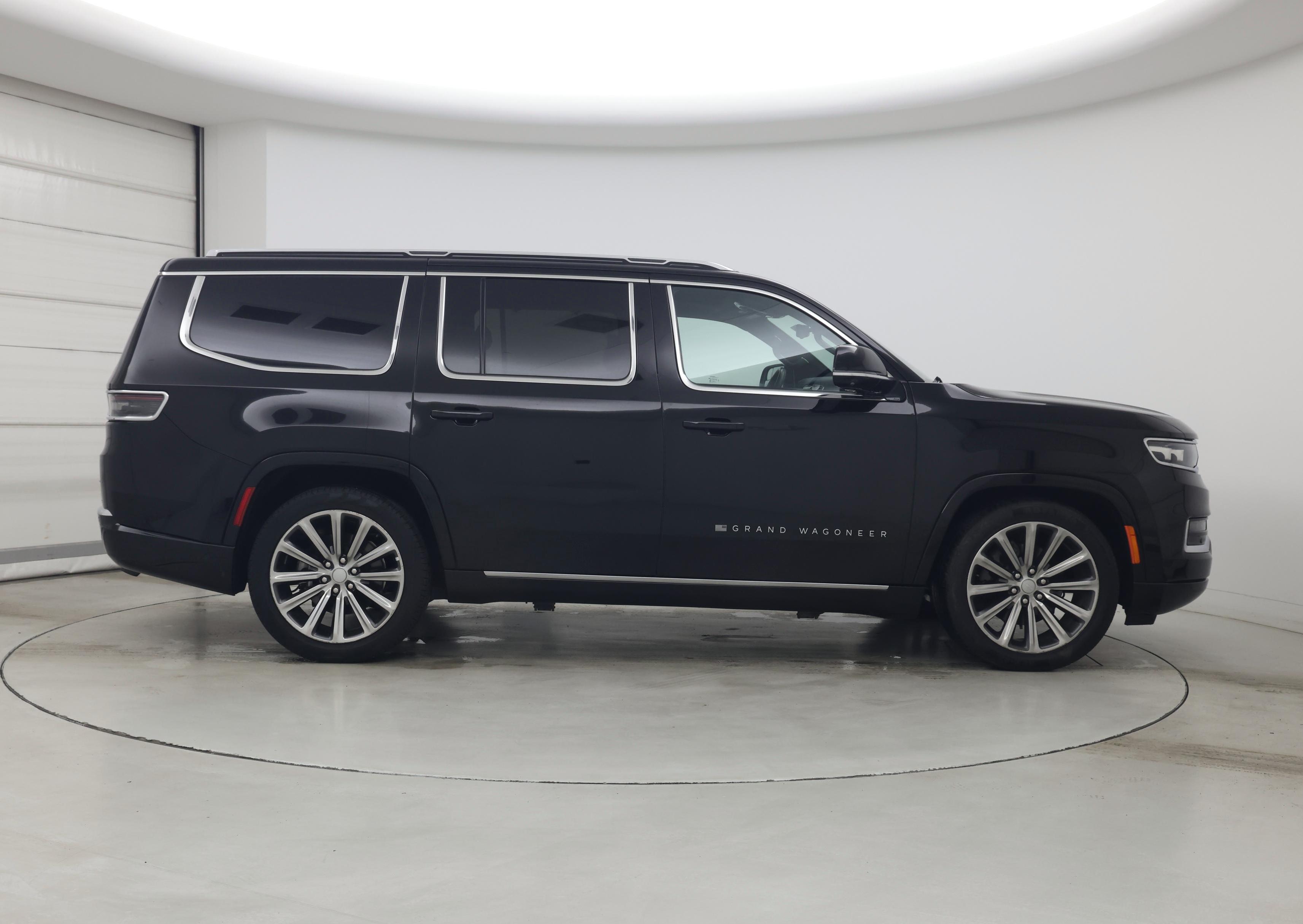 Thumbnail: 2023 Jeep Grand Wagoneer - 7