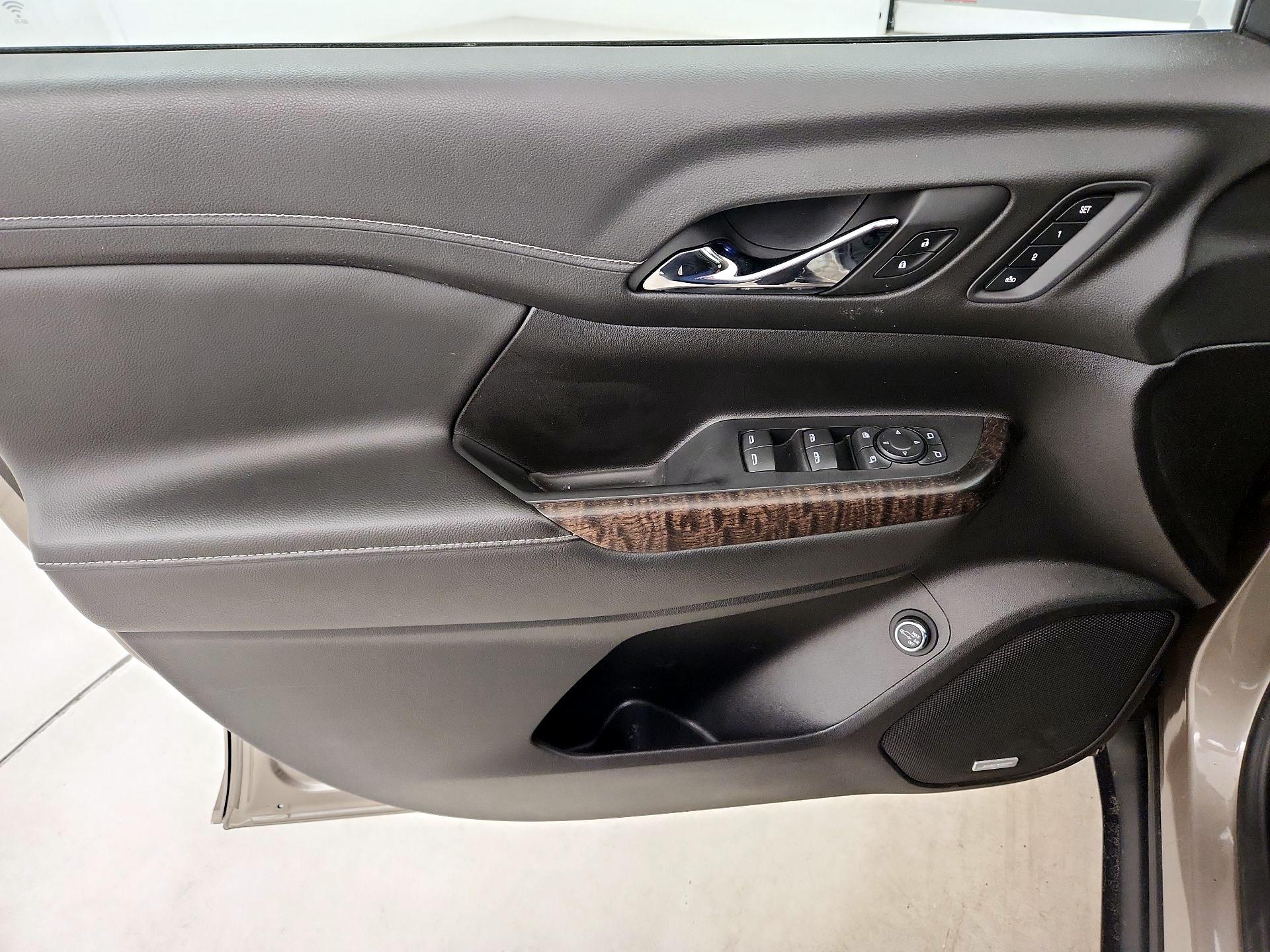 Thumbnail: 2023 GMC Acadia - 12