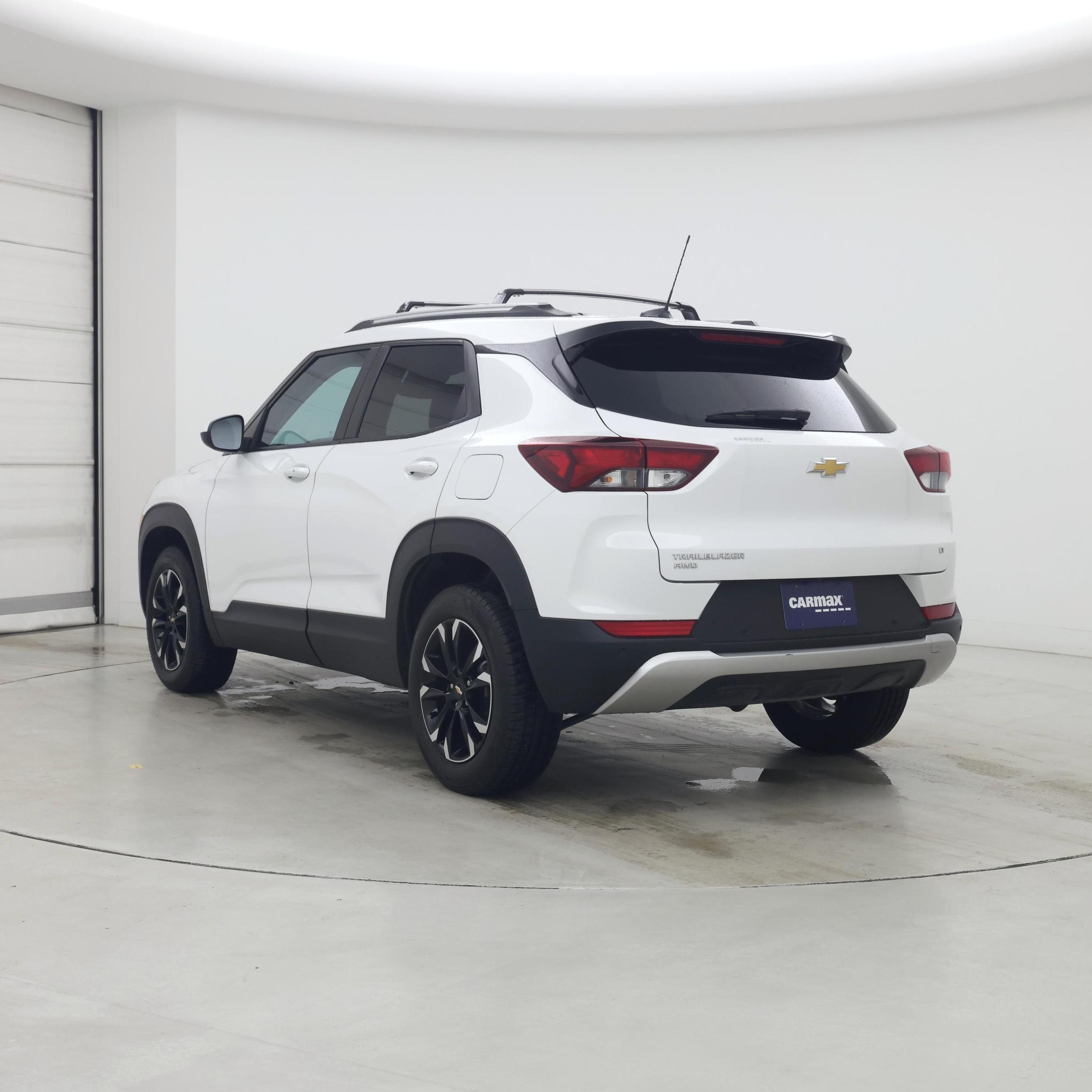 Thumbnail: 2023 Chevrolet TrailBlazer - 2