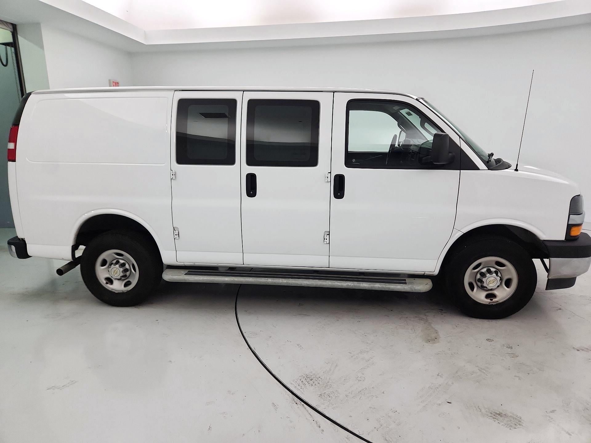 Thumbnail: 2024 Chevrolet Express - 4