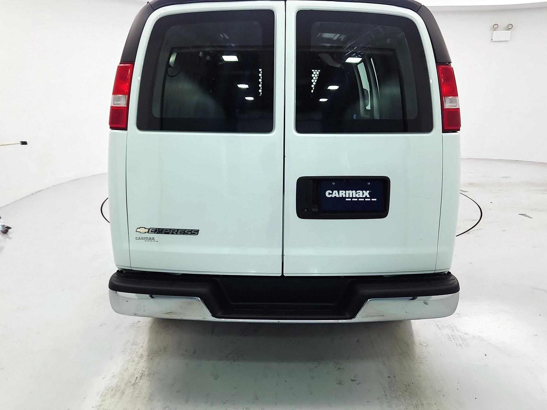 Thumbnail: 2024 Chevrolet Express - 6