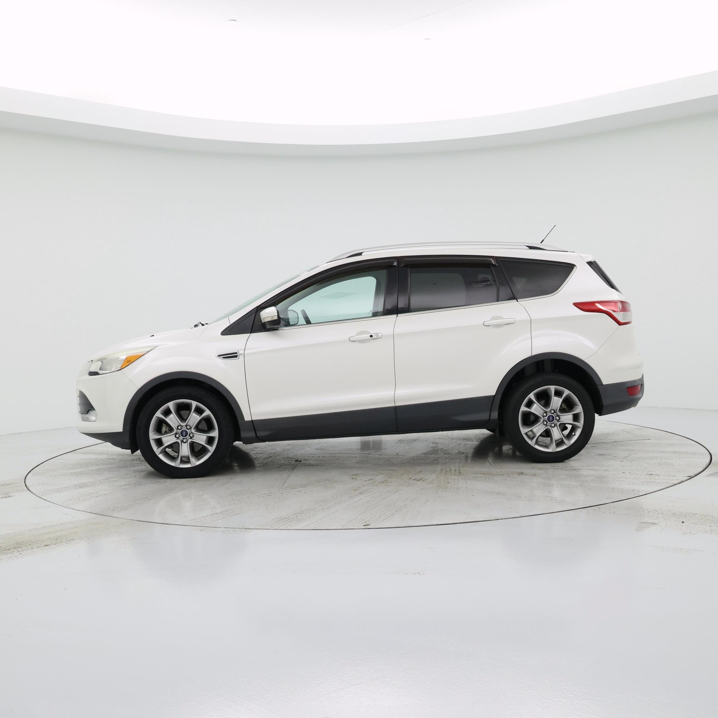Thumbnail: 2015 Ford Escape - 3