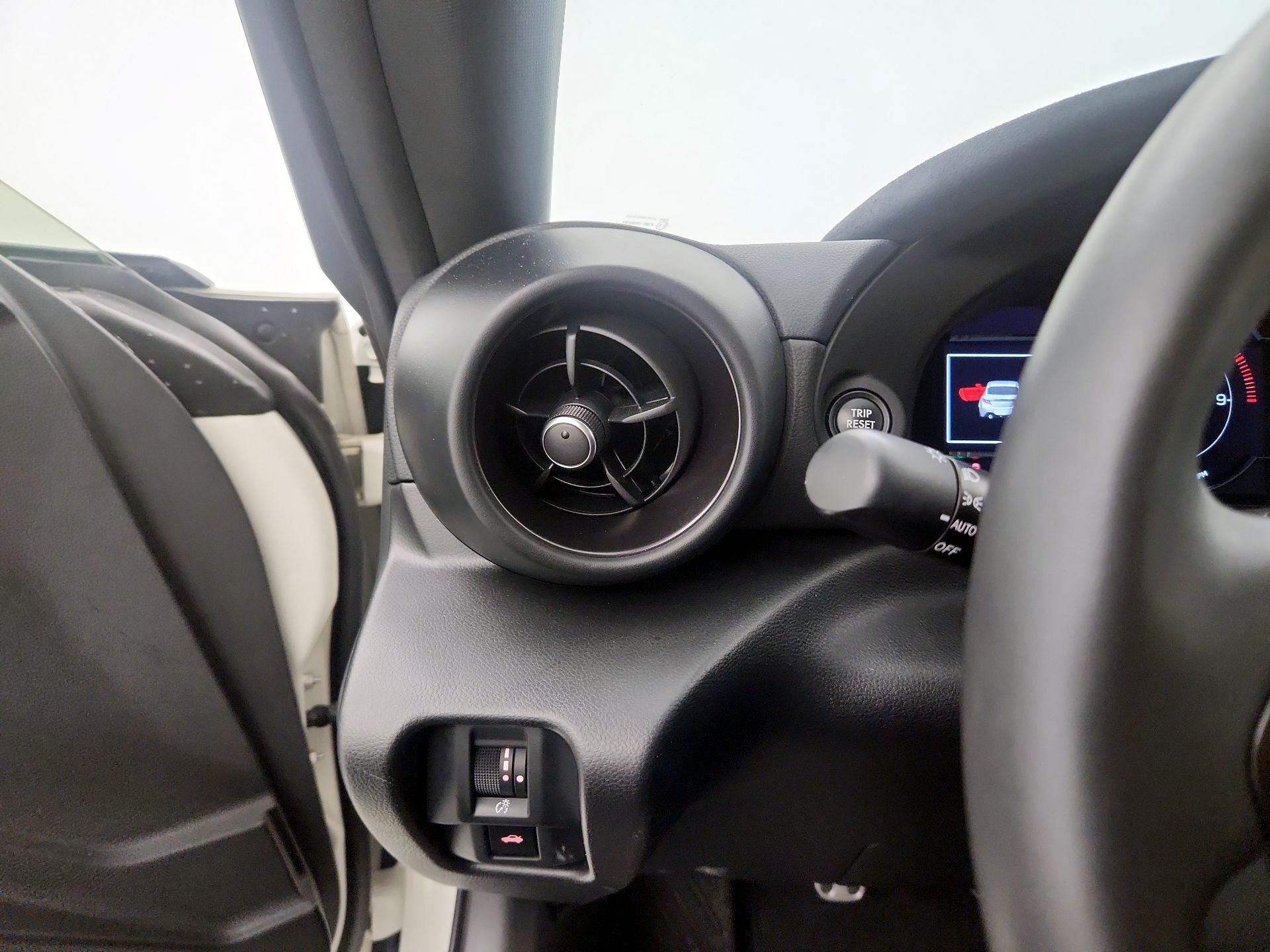 Thumbnail: 2023 Toyota GR86 - 13