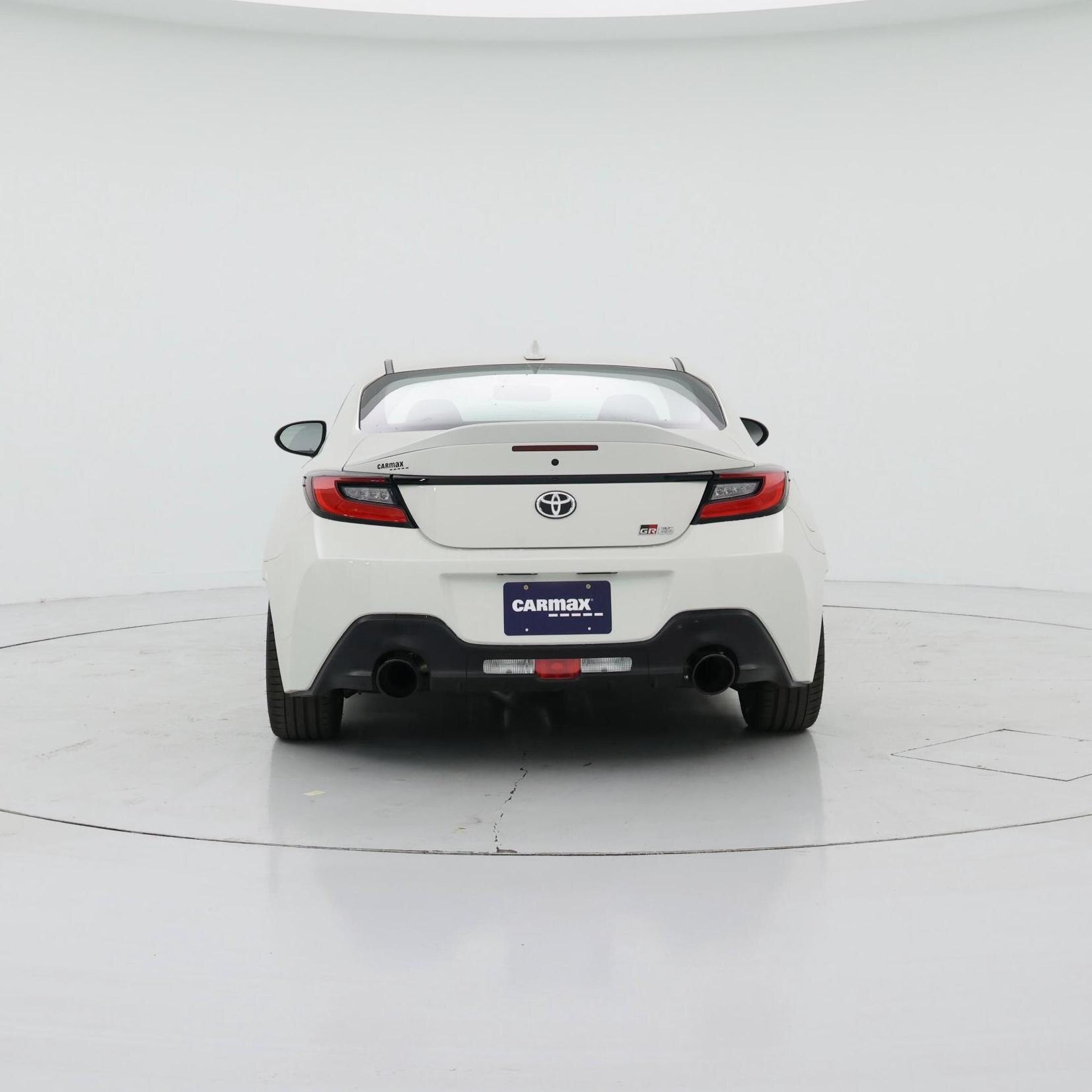 Thumbnail: 2023 Toyota GR86 - 6