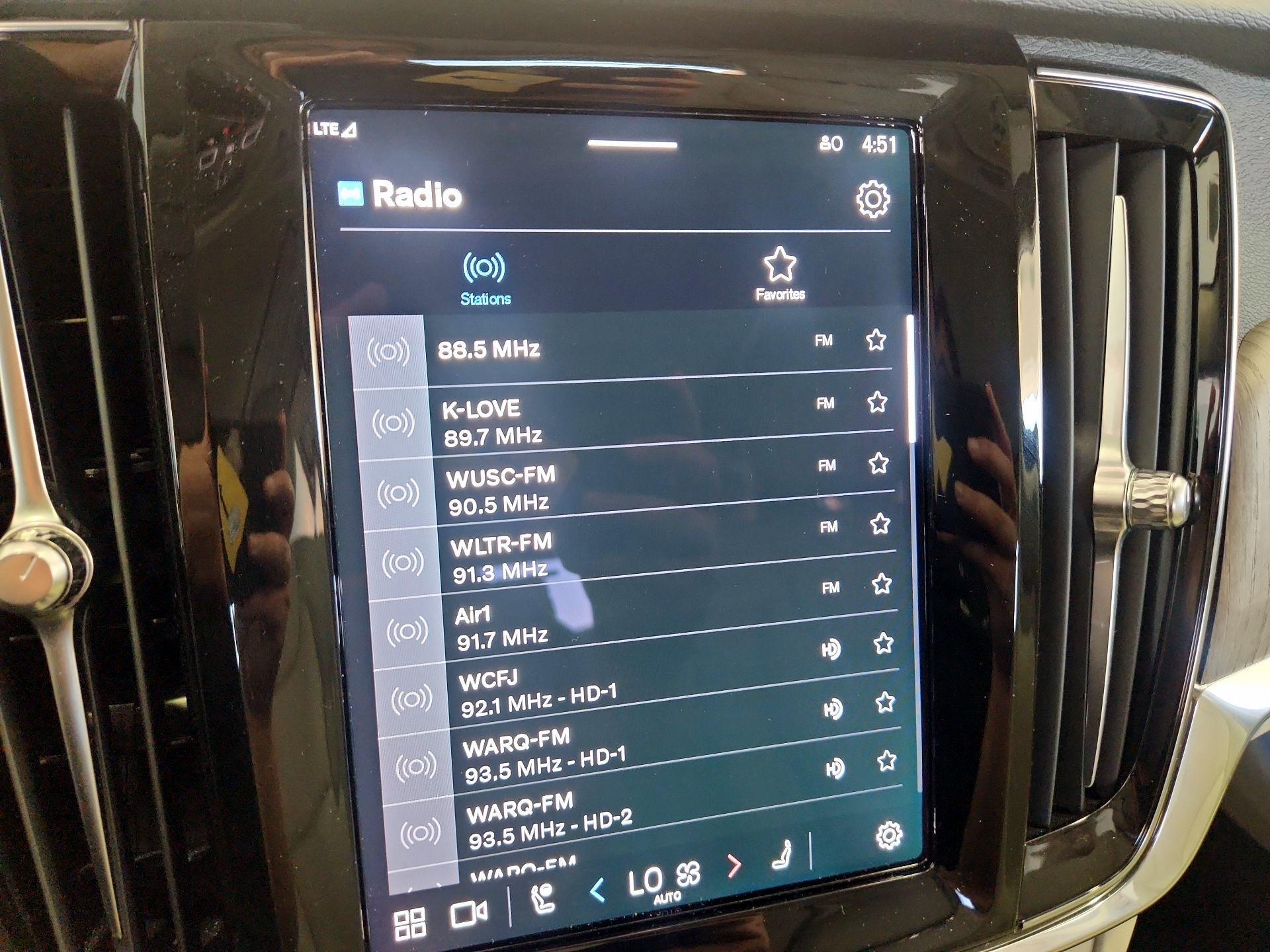 Thumbnail: 2023 Volvo S90 - 15