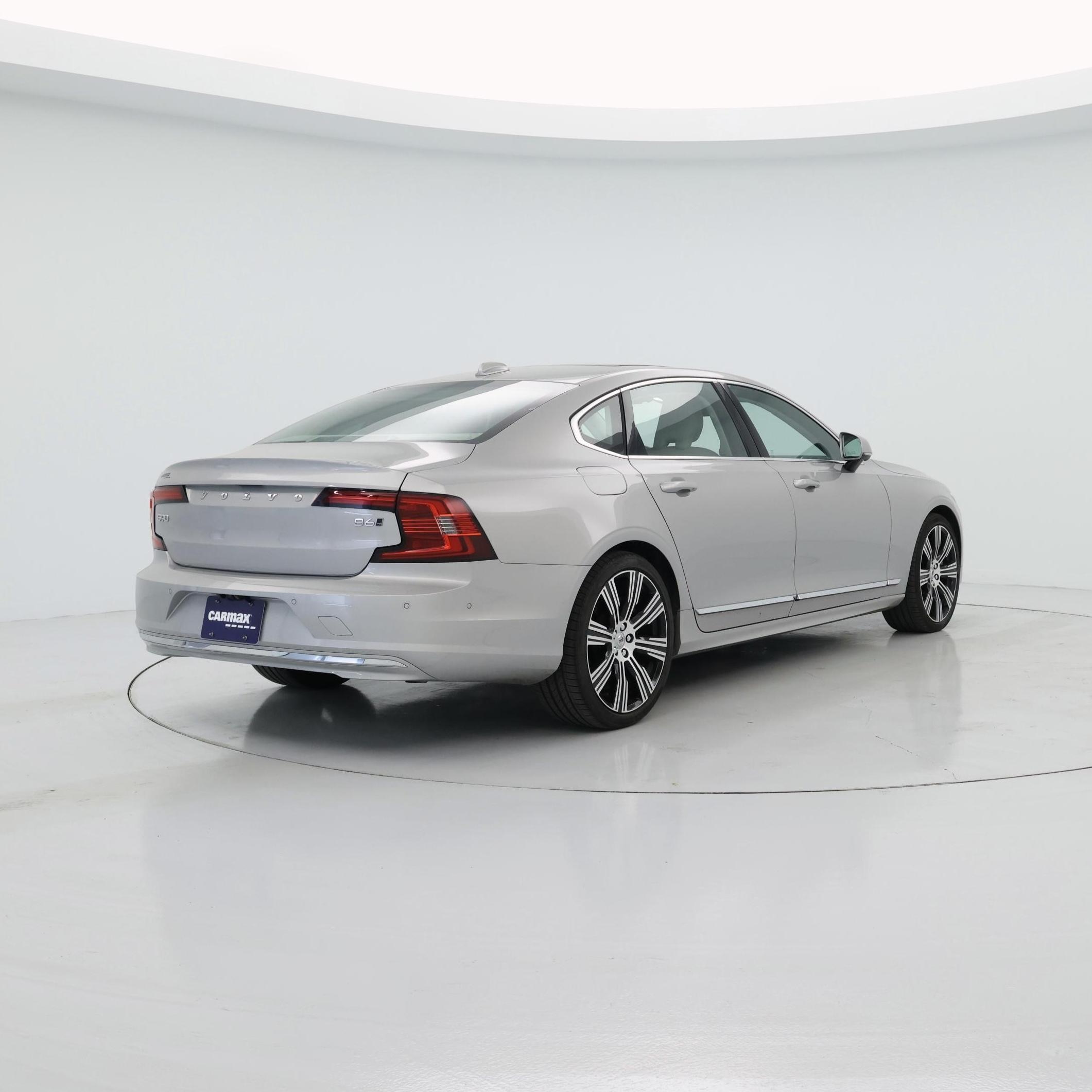 Thumbnail: 2023 Volvo S90 - 8