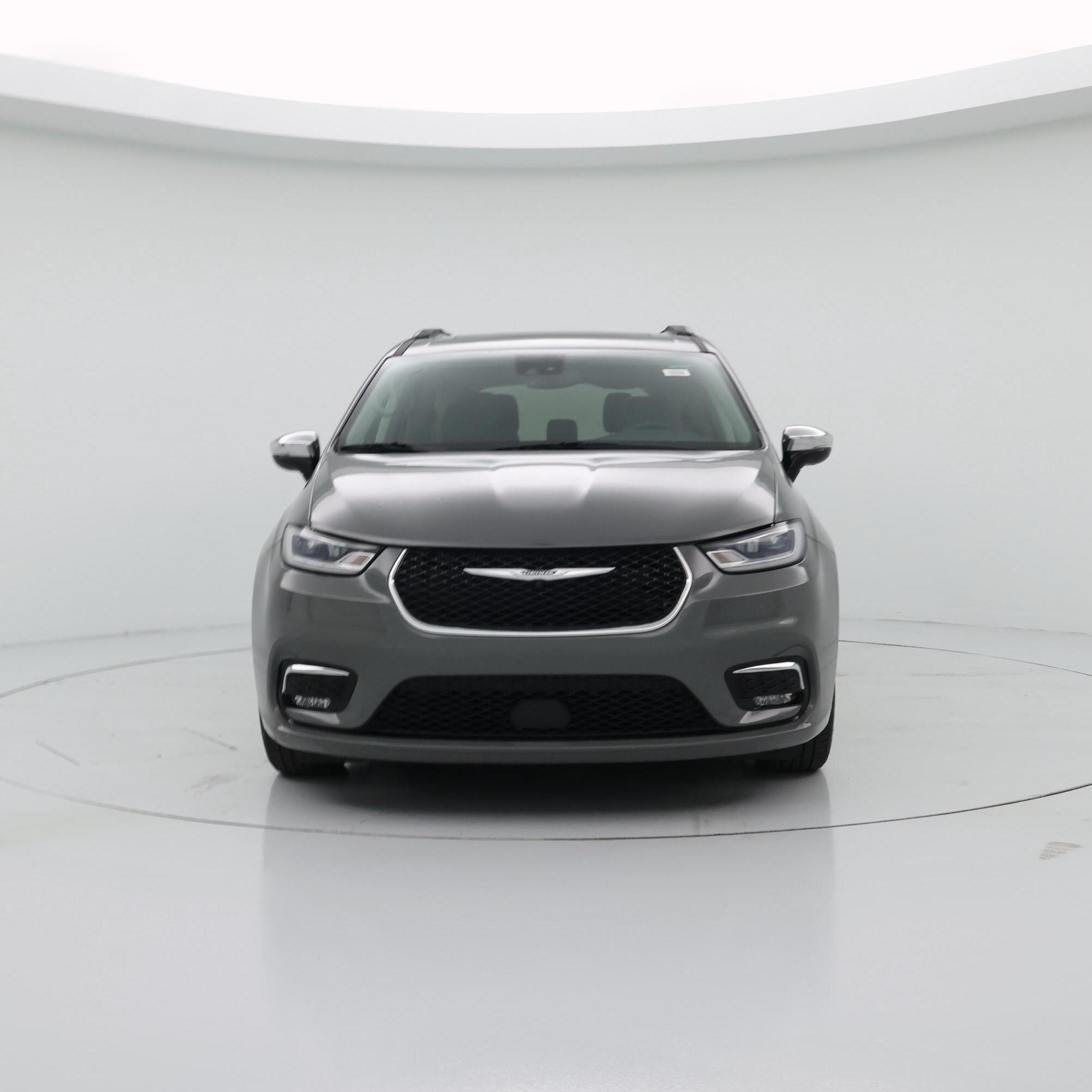 Thumbnail: 2023 Chrysler Pacifica - 5