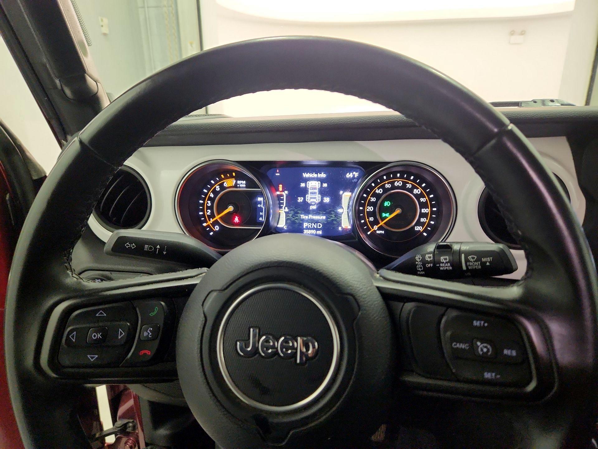 Thumbnail: 2021 Jeep Wrangler - 10