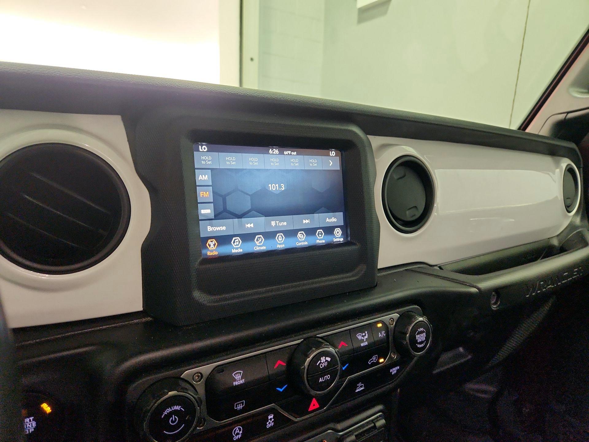 Thumbnail: 2021 Jeep Wrangler - 15