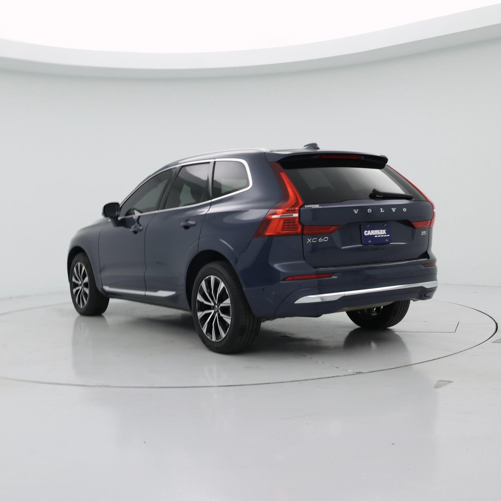 Thumbnail: 2023 Volvo XC60 - 2