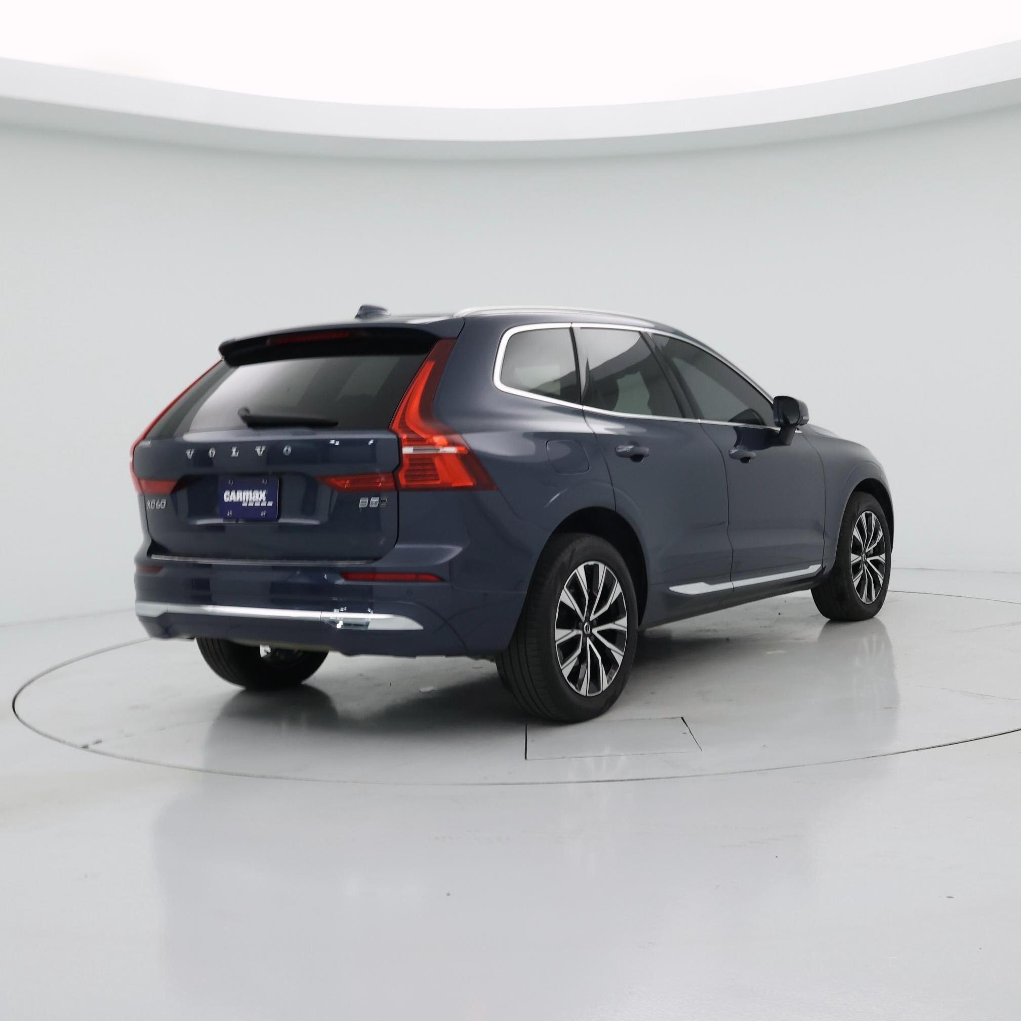 Thumbnail: 2023 Volvo XC60 - 8