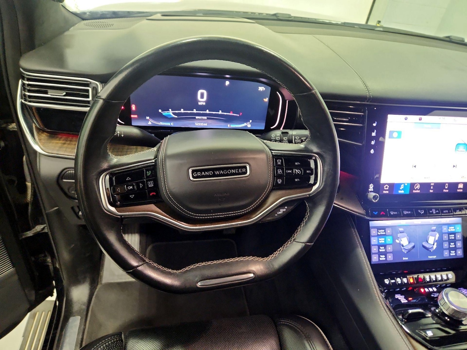 2023 Jeep Grand Wagoneer Series II - Photo 11