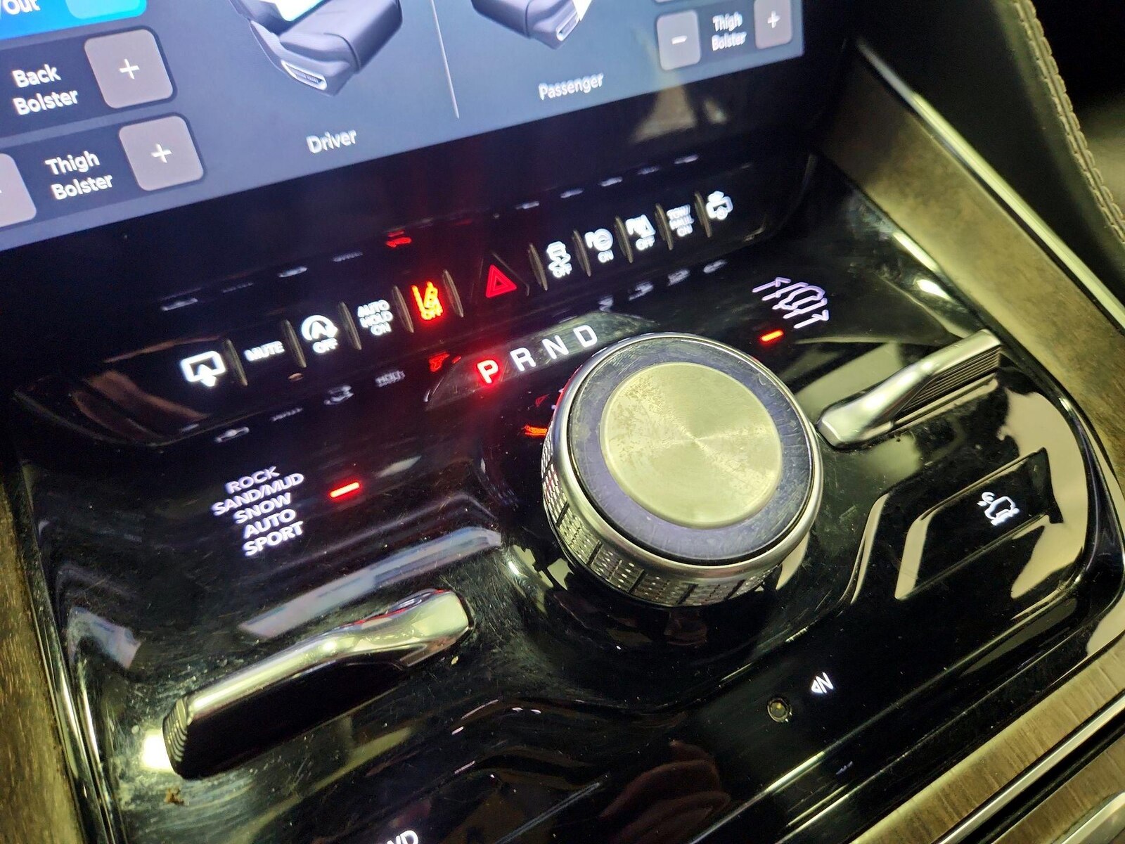2023 Jeep Grand Wagoneer Series II - Photo 19