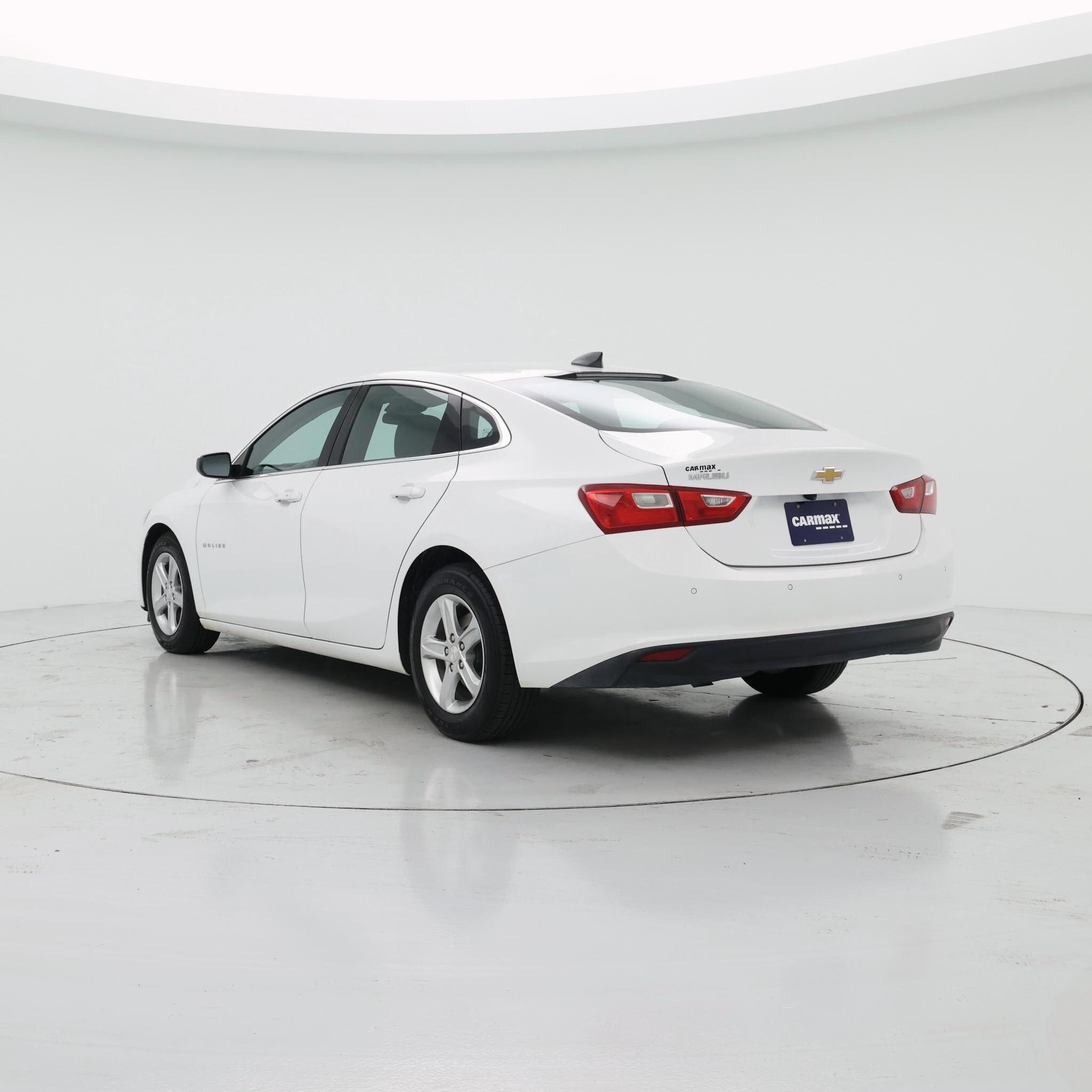 Thumbnail: 2023 Chevrolet Malibu - 2