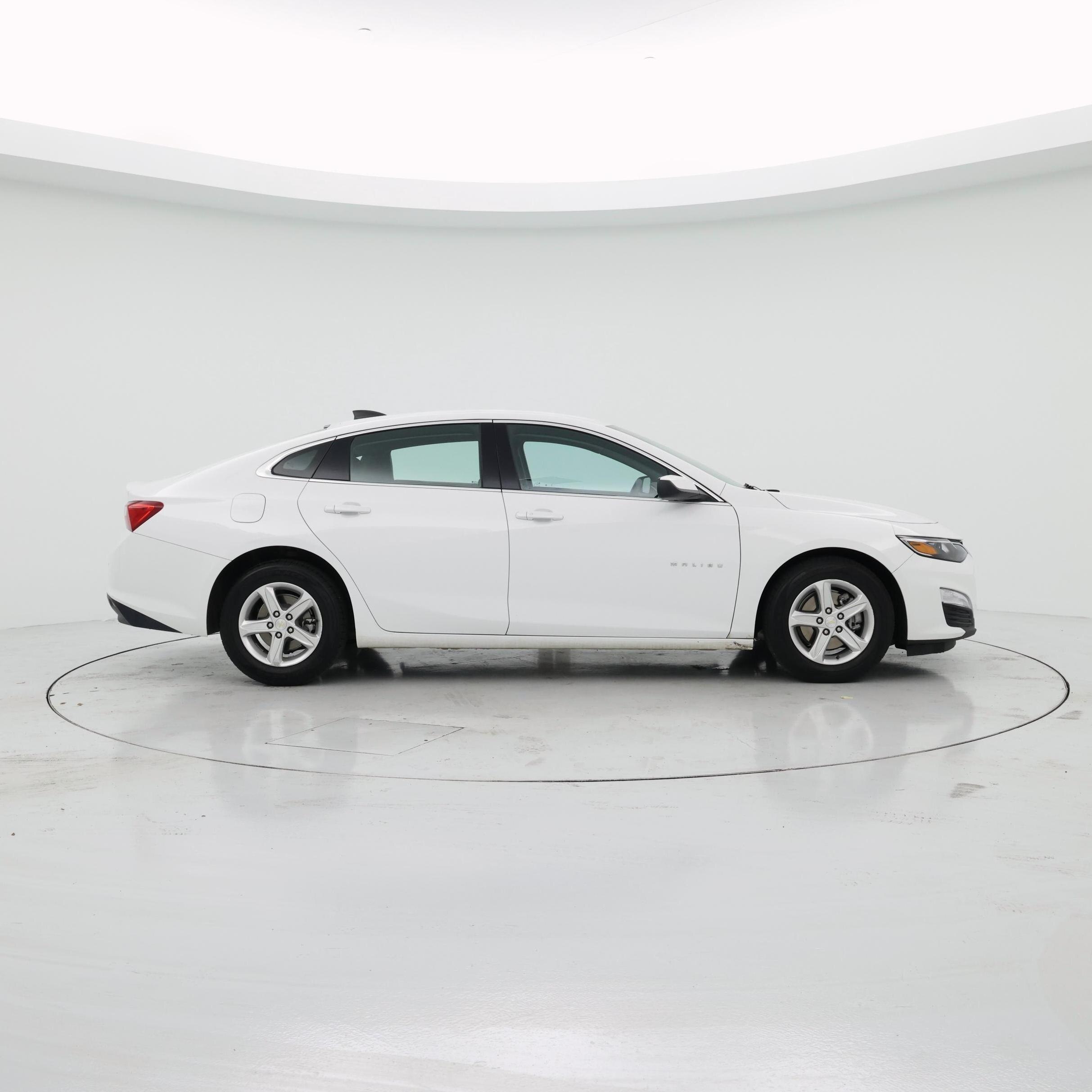 Thumbnail: 2023 Chevrolet Malibu - 7