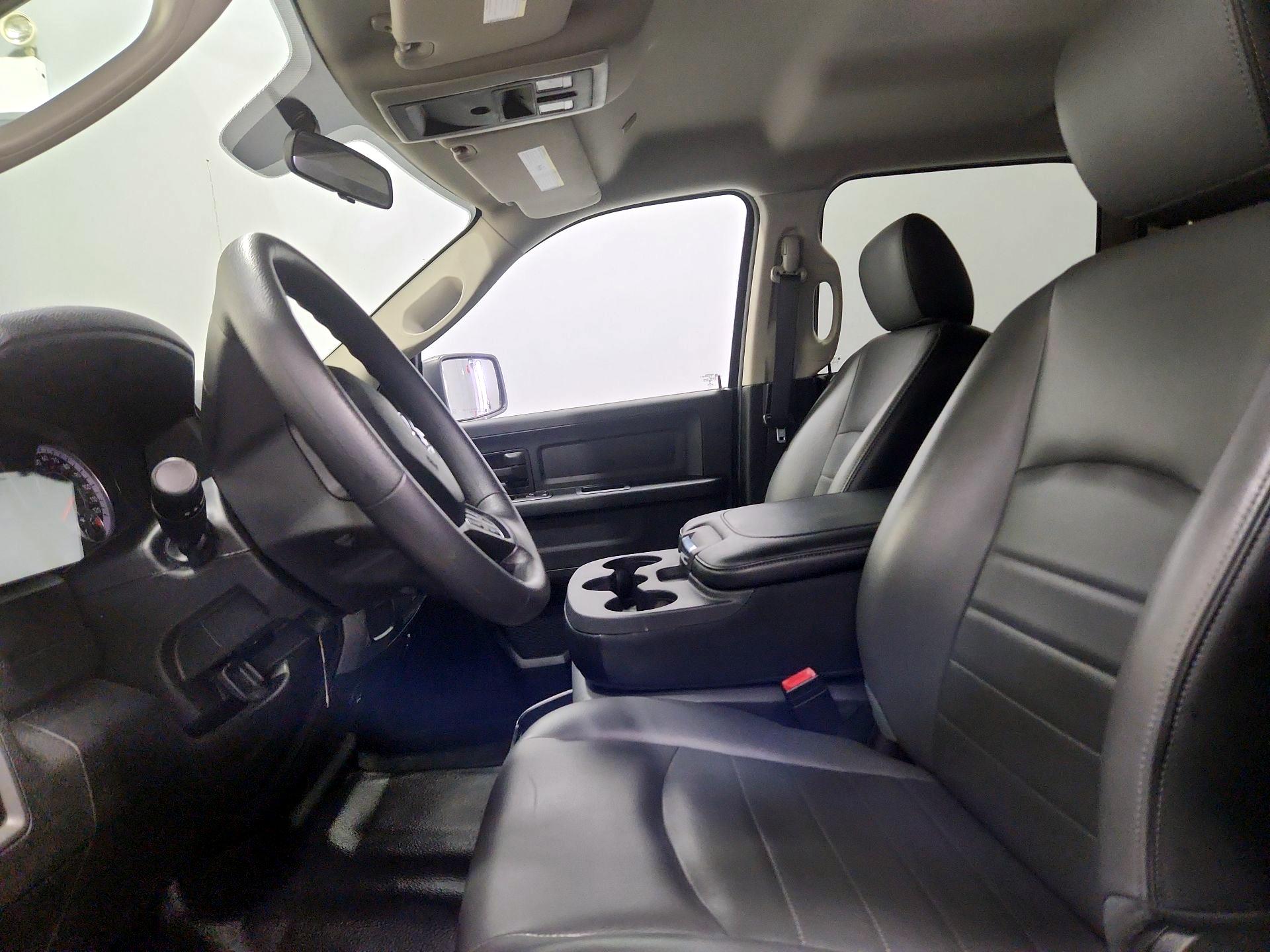 Thumbnail: 2022 RAM 1500 Classic - 11