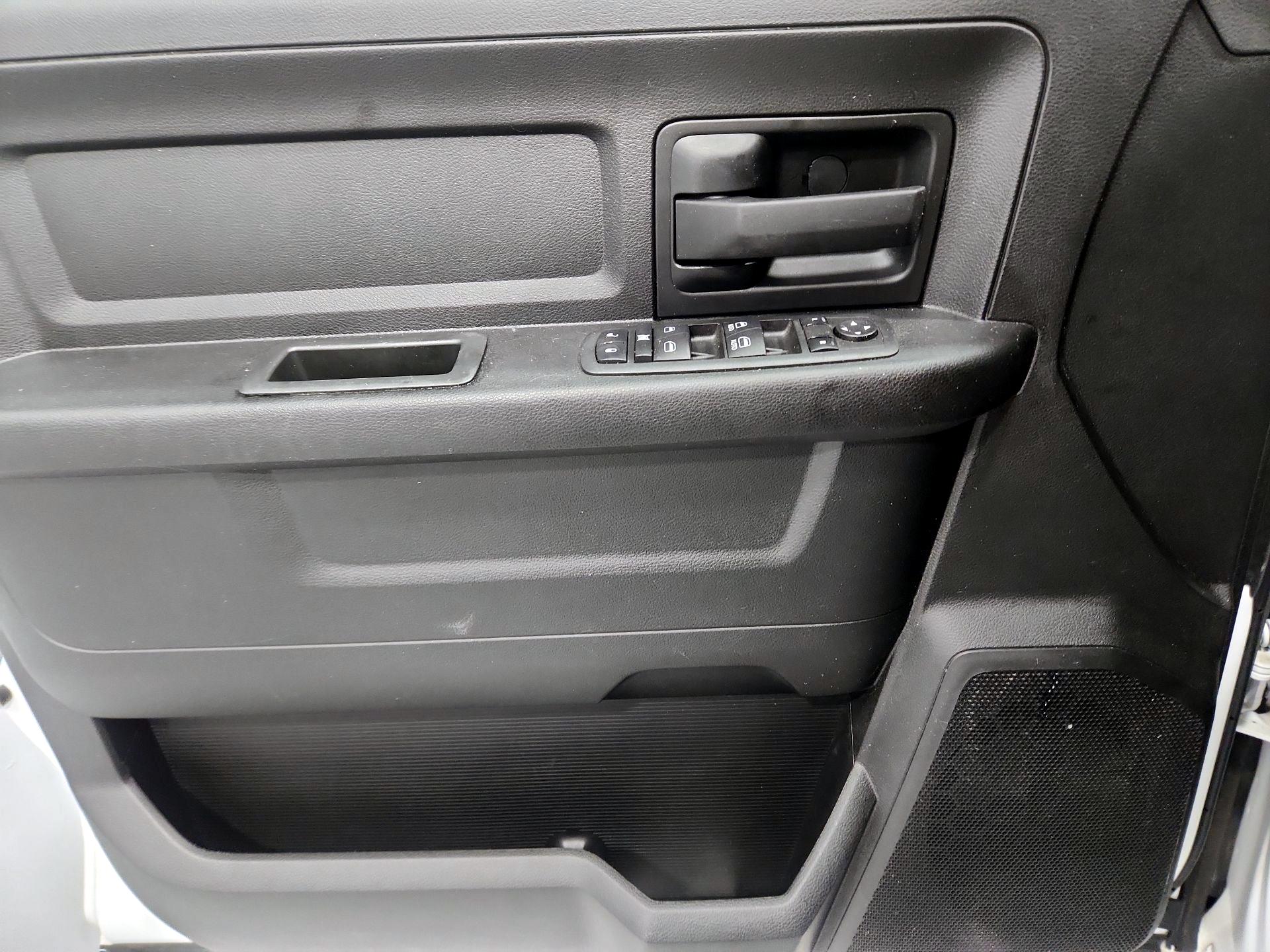 Thumbnail: 2022 RAM 1500 Classic - 12