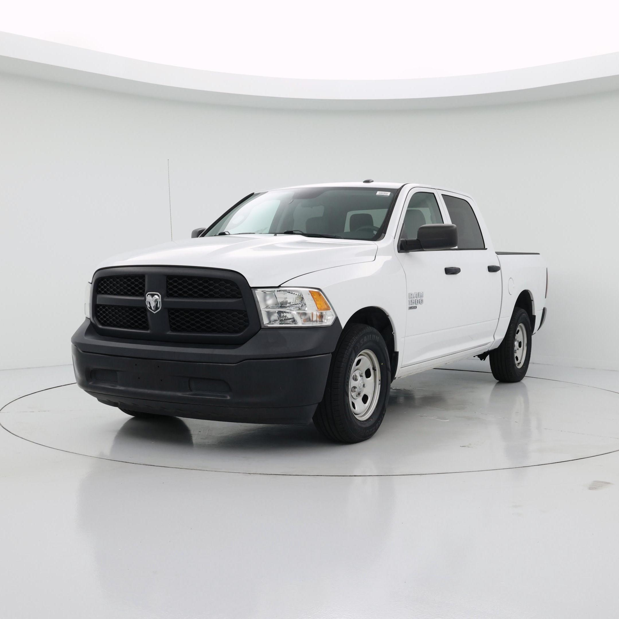 Thumbnail: 2022 RAM 1500 Classic - 4
