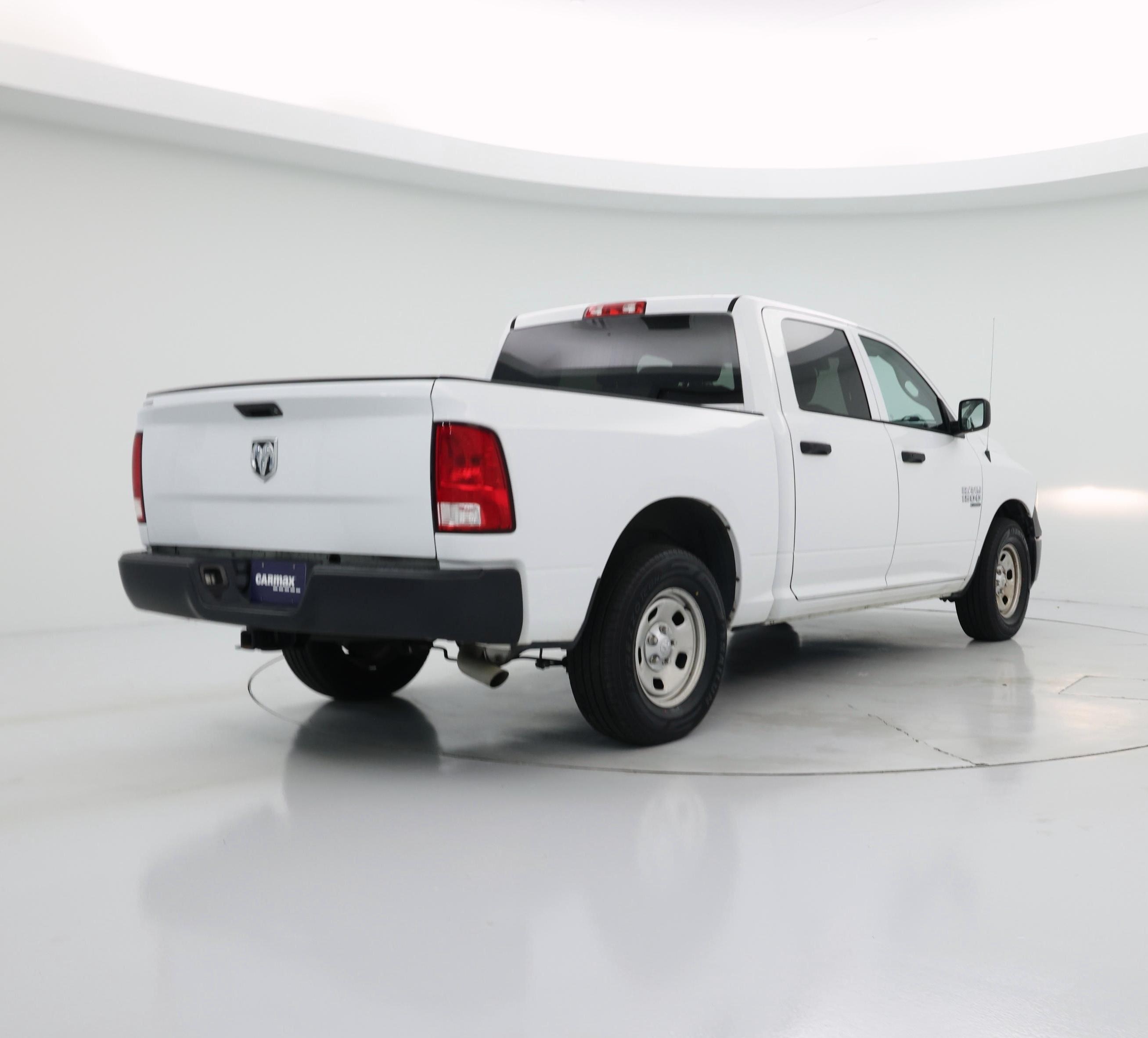 Thumbnail: 2022 RAM 1500 Classic - 8