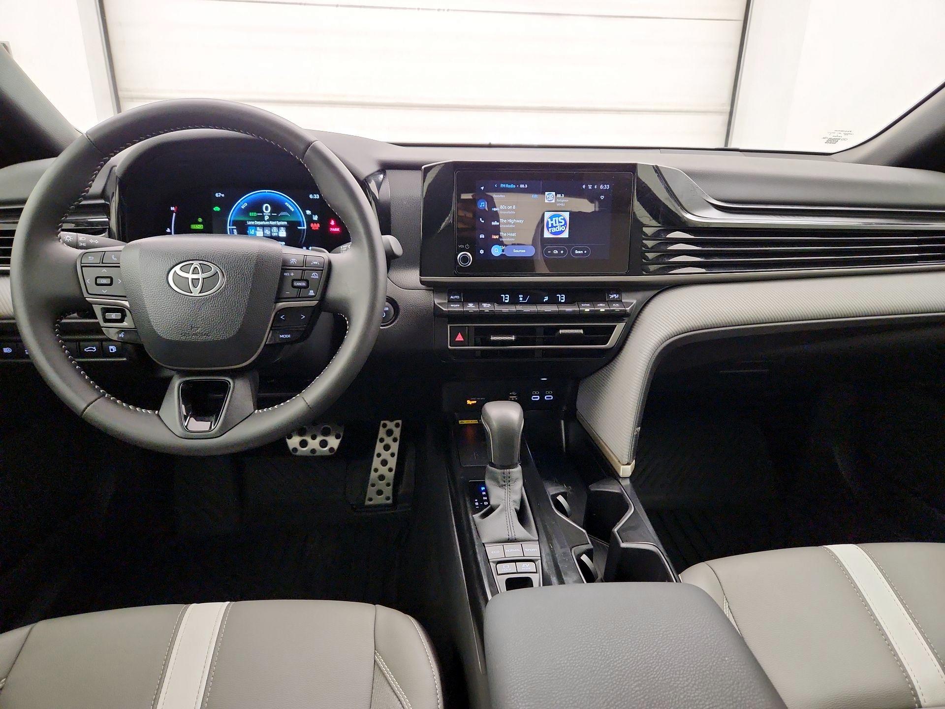 Thumbnail: 2025 Toyota Camry - 9