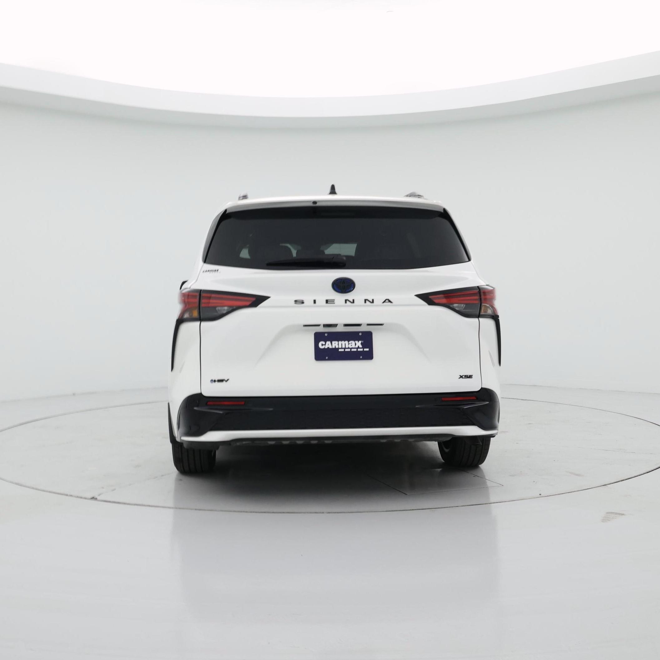 Thumbnail: 2025 Toyota Sienna - 6