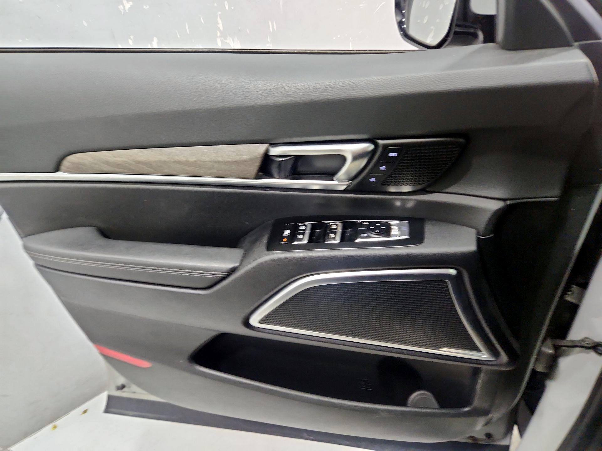 Thumbnail: 2022 Kia Telluride - 12