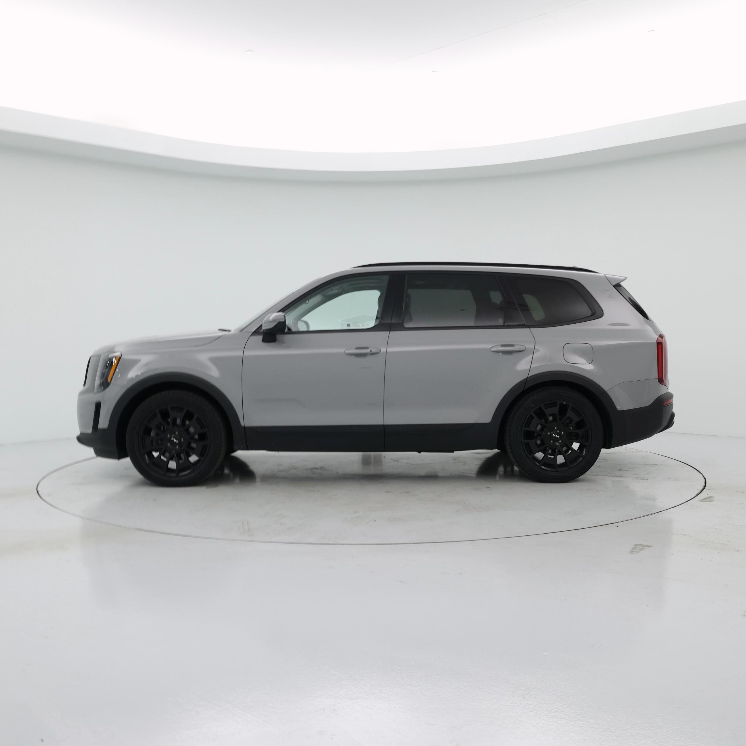 Thumbnail: 2022 Kia Telluride - 3