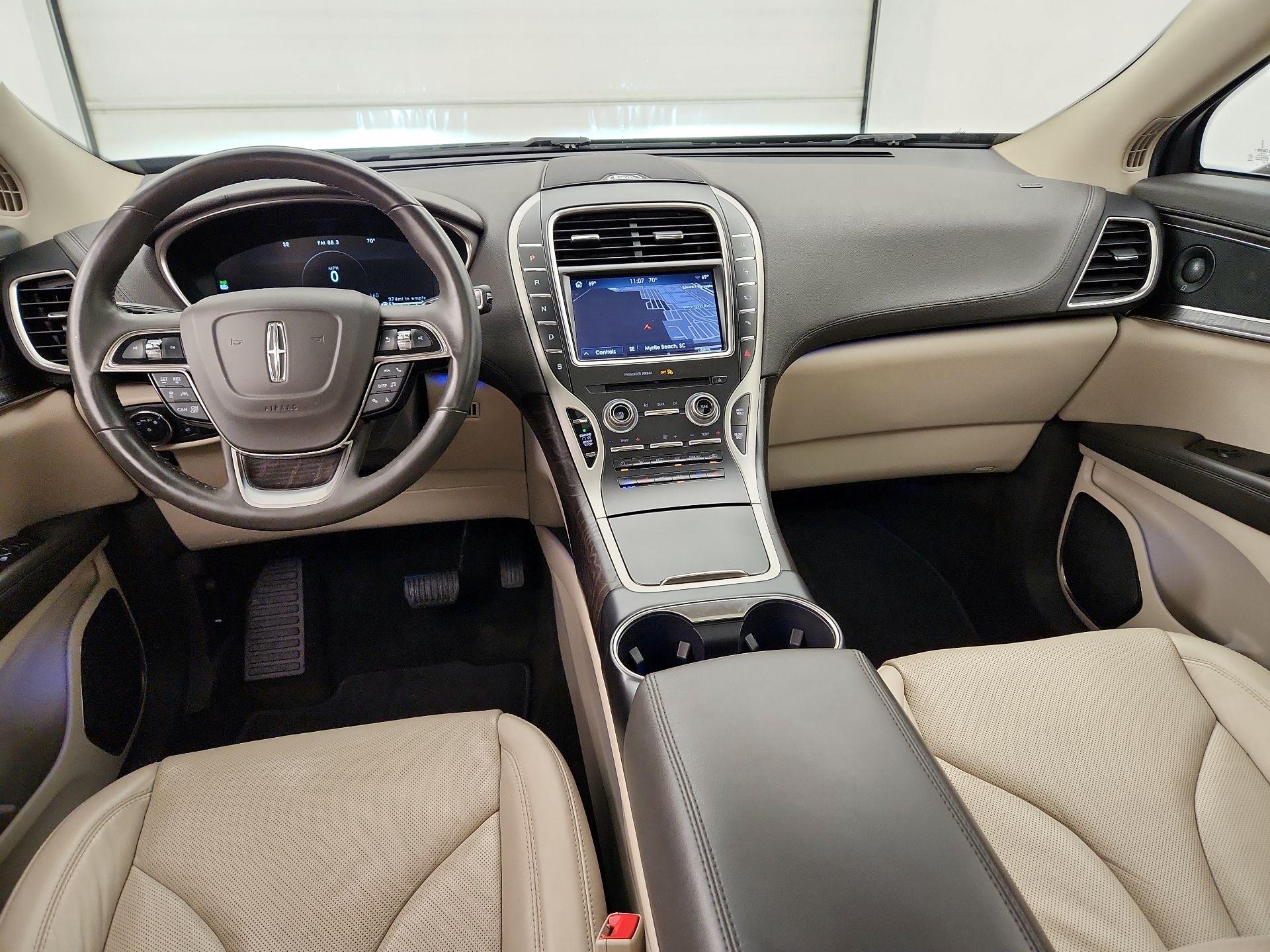 Thumbnail: 2019 Lincoln Nautilus - 9