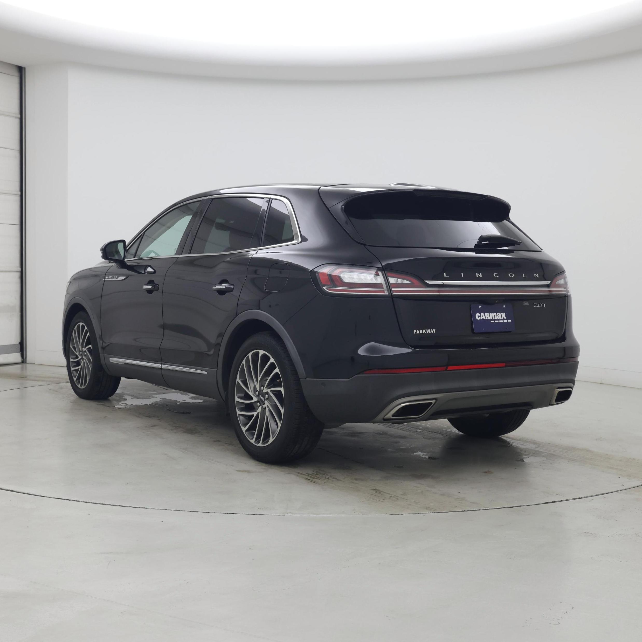 Thumbnail: 2019 Lincoln Nautilus - 2