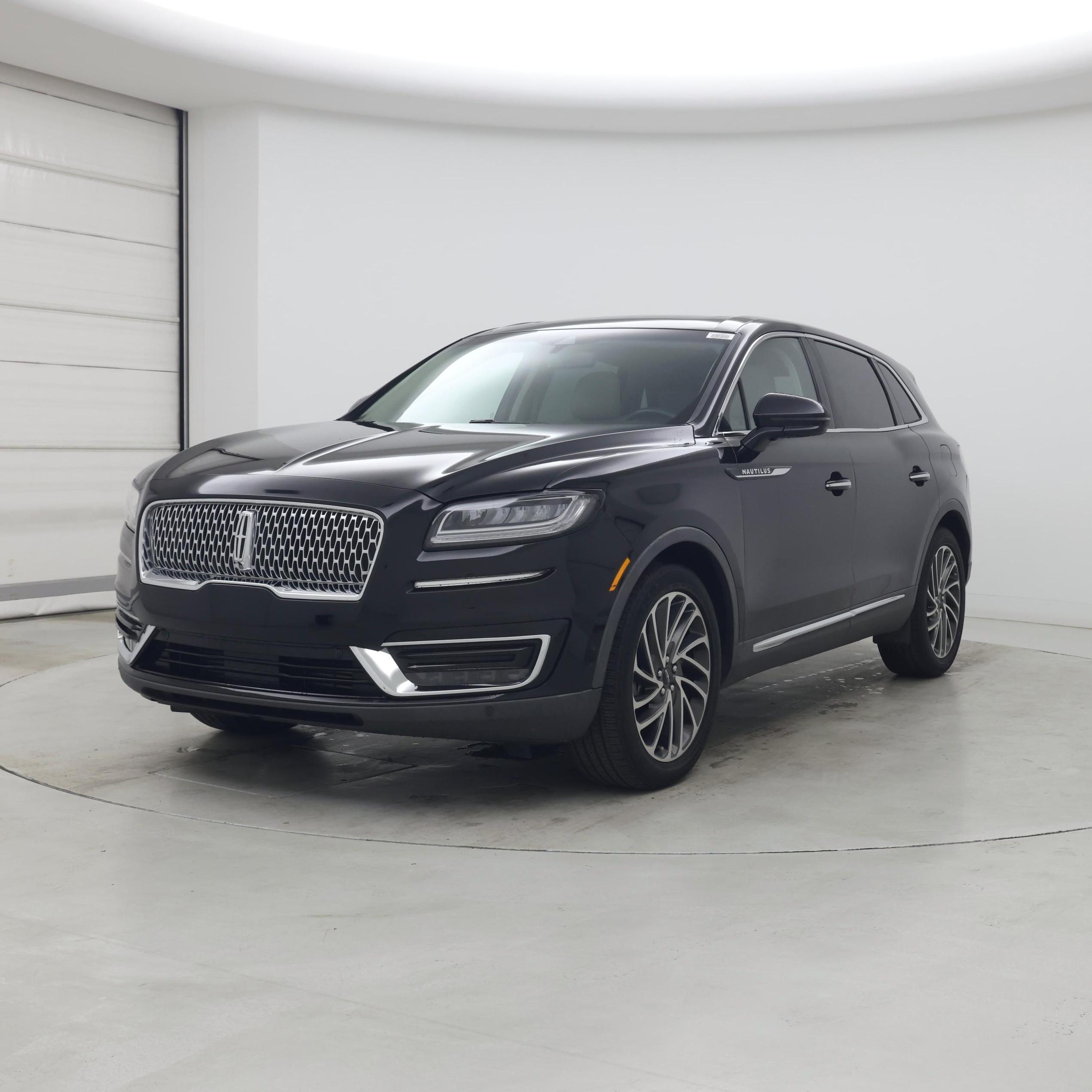 Thumbnail: 2019 Lincoln Nautilus - 4
