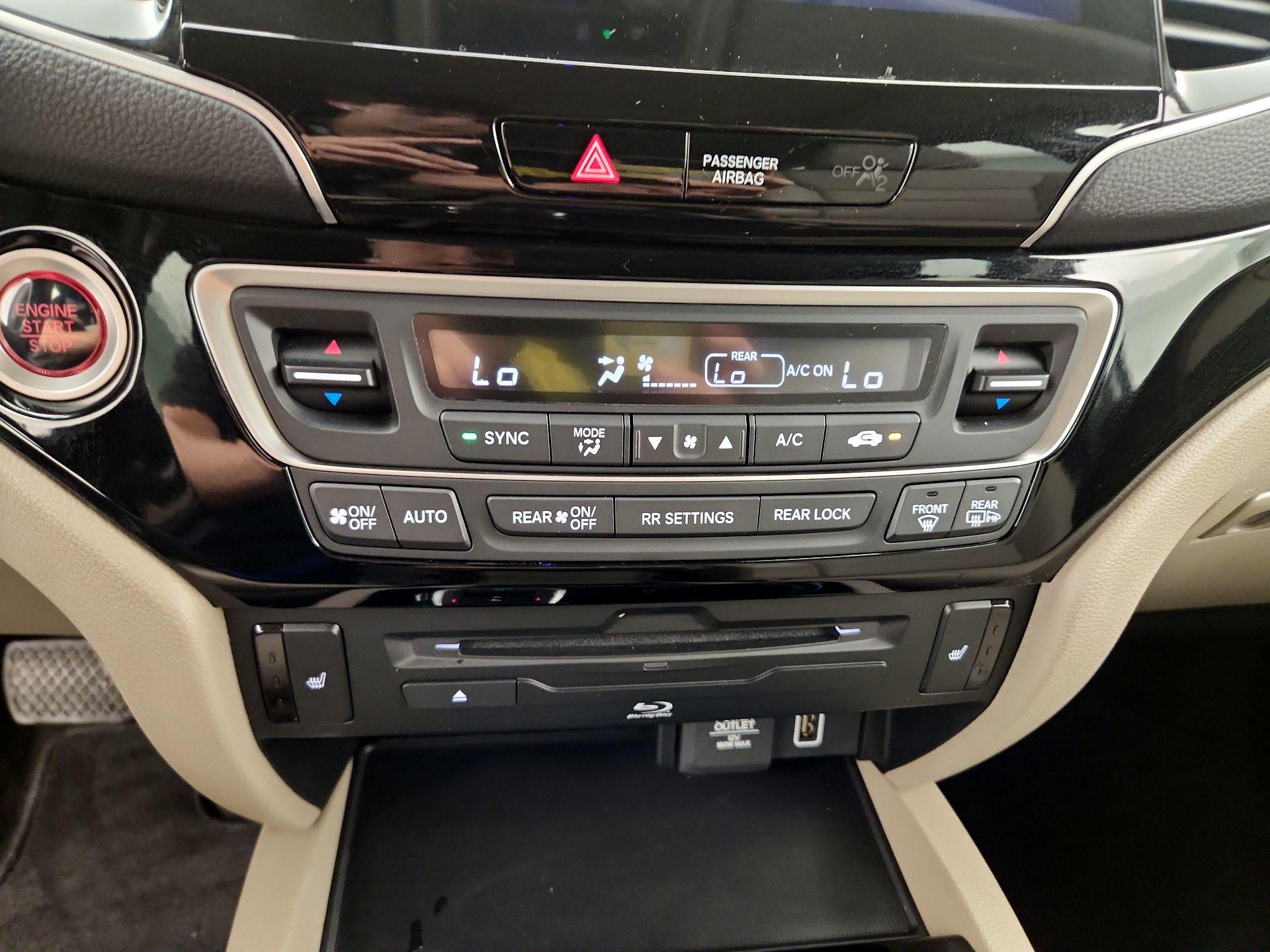 Thumbnail: 2021 Honda Pilot - 16
