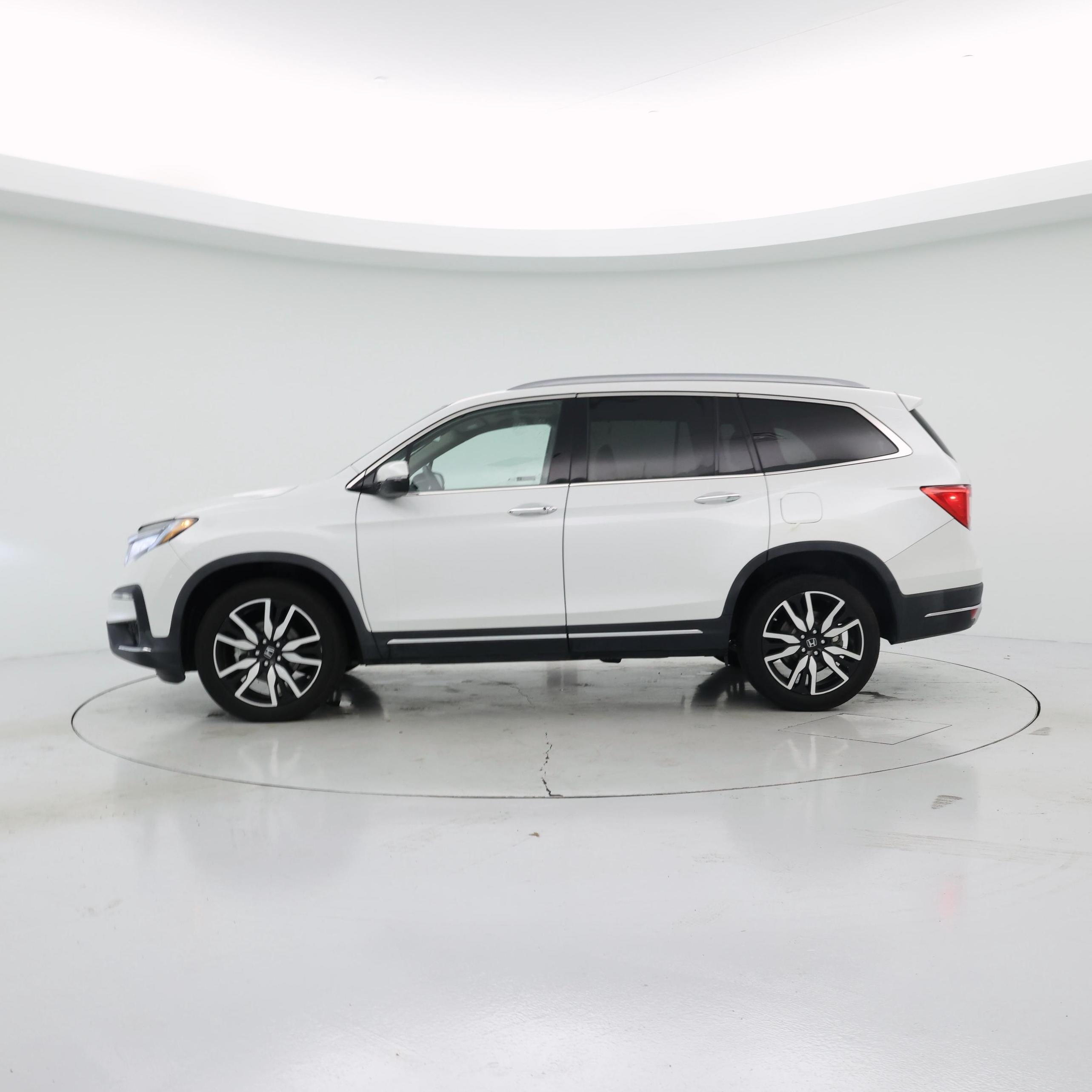 Thumbnail: 2021 Honda Pilot - 3