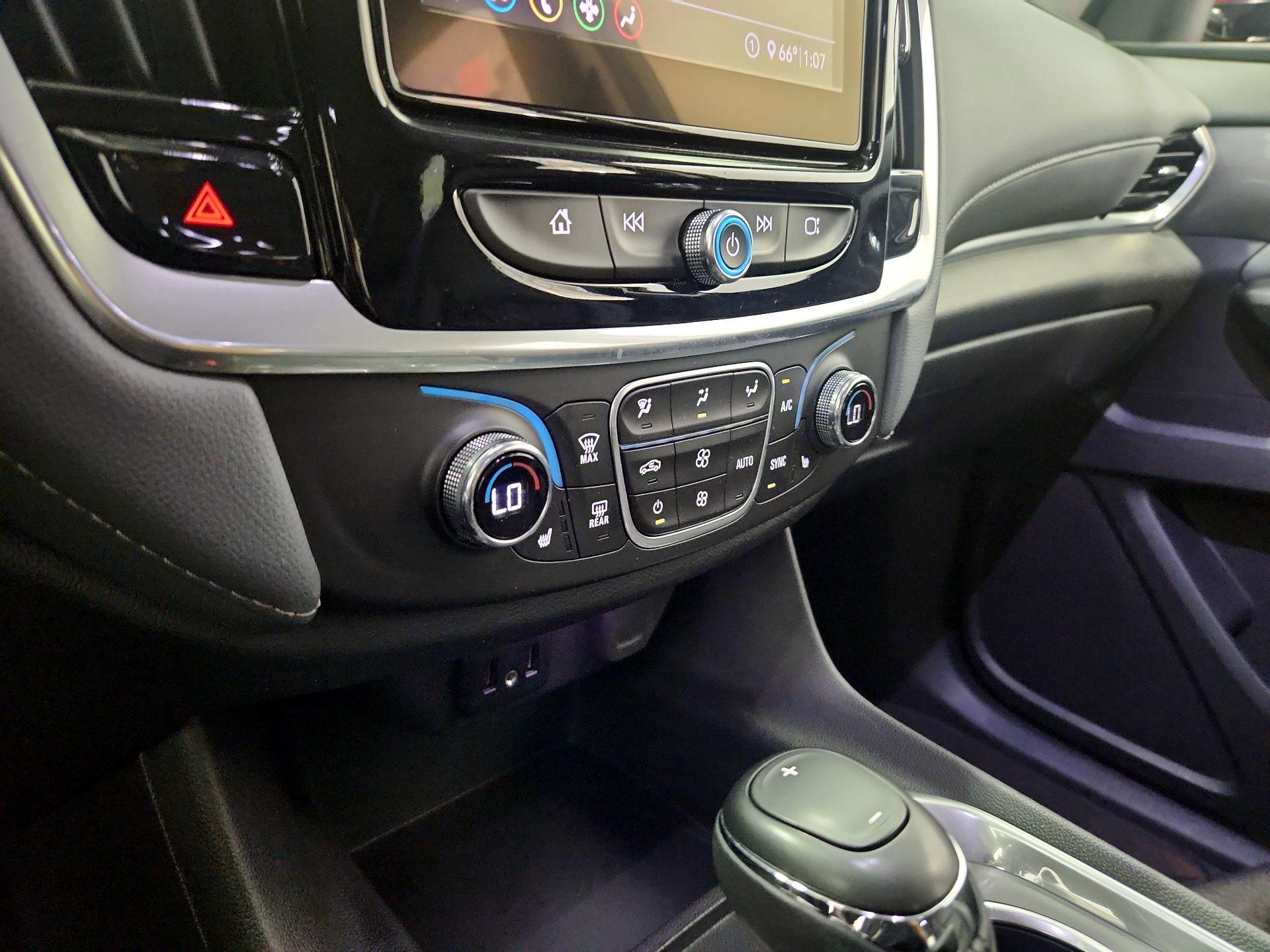 Thumbnail: 2020 Chevrolet Traverse - 16