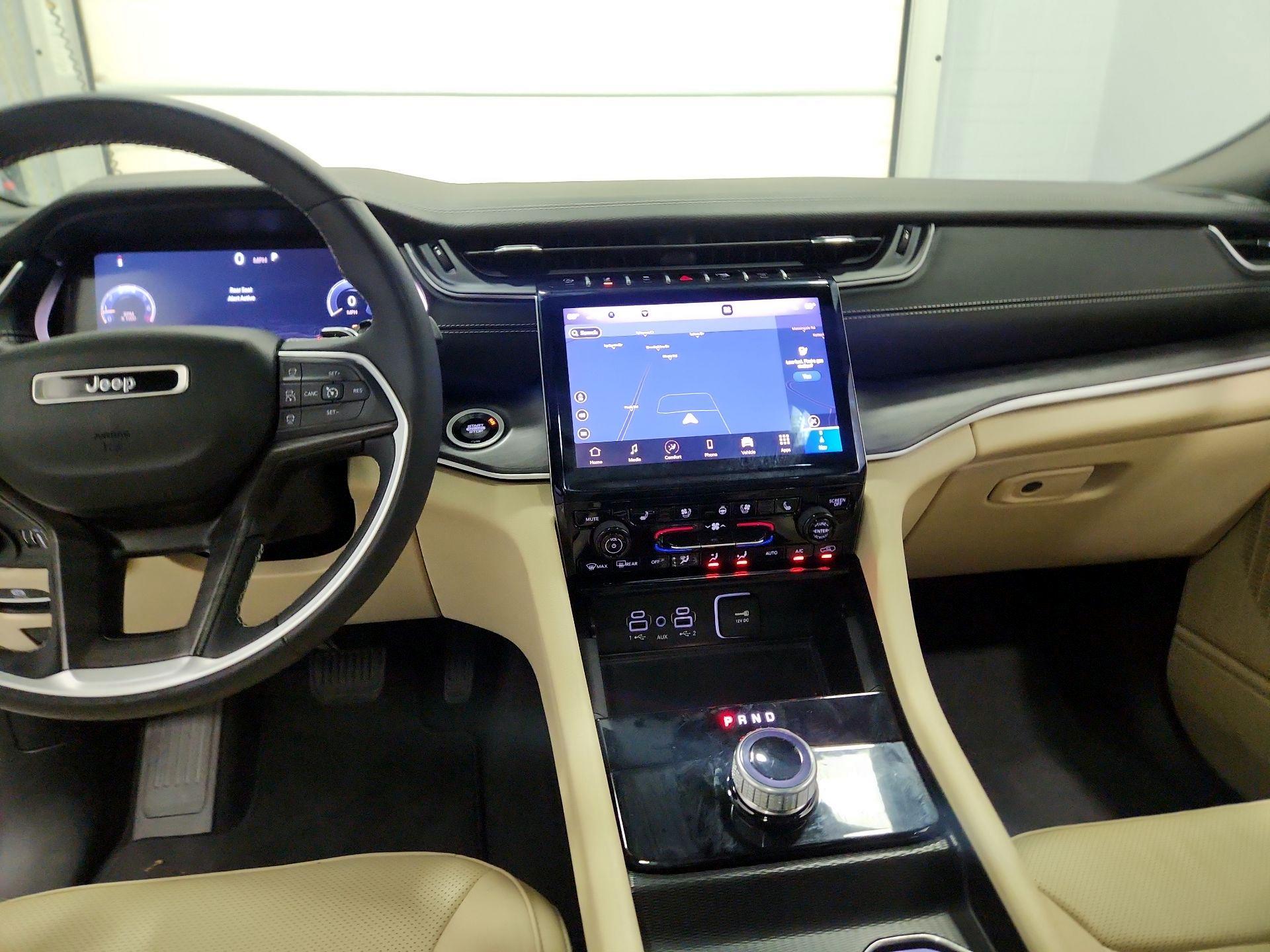 Thumbnail: 2024 Jeep Grand Cherokee L - 9
