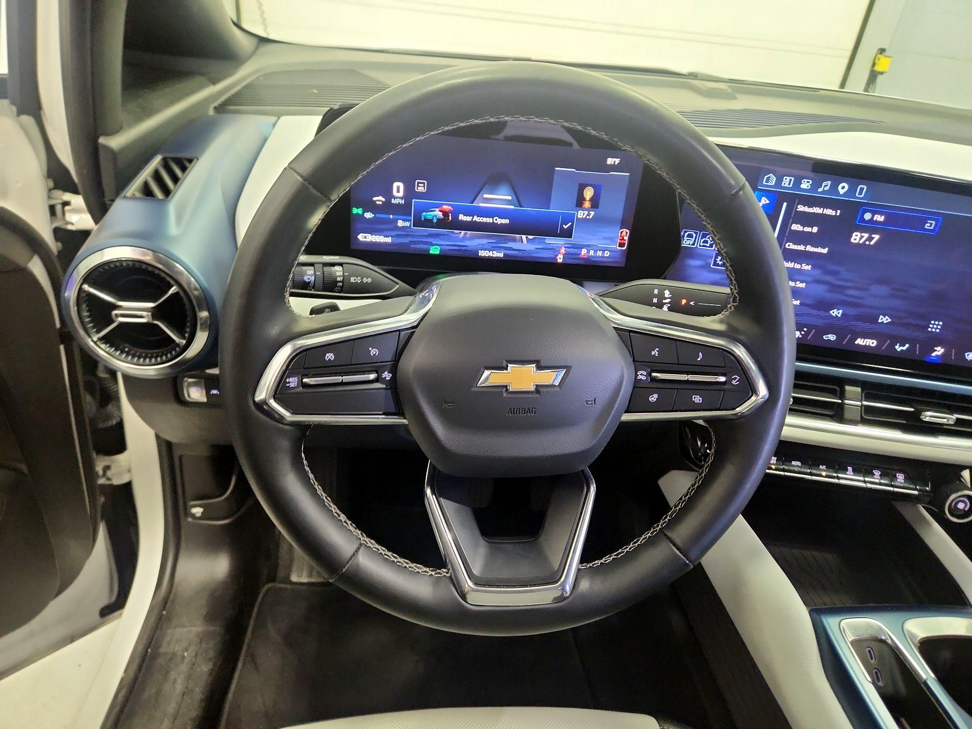 Thumbnail: 2024 Chevrolet Equinox - 10
