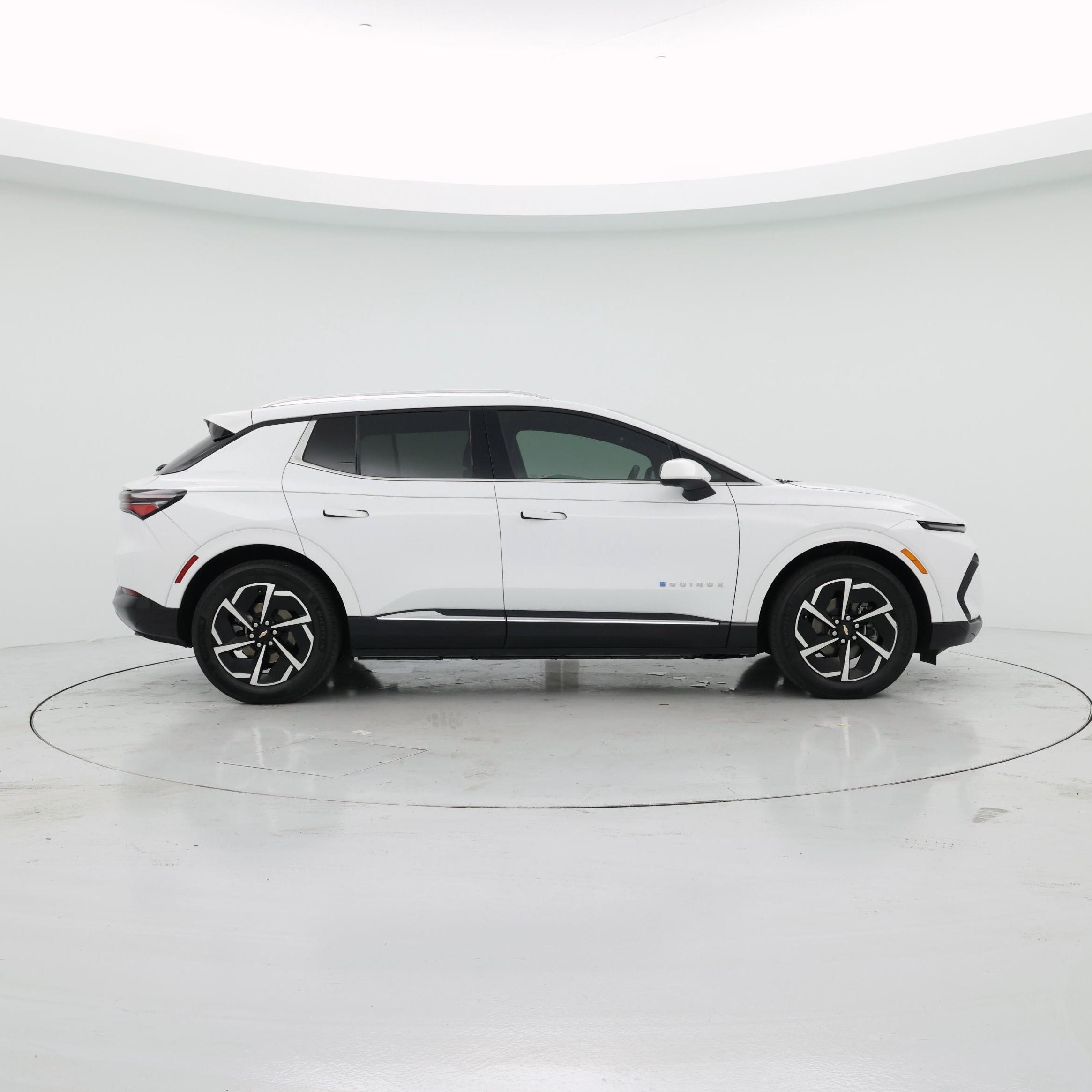 Thumbnail: 2024 Chevrolet Equinox - 7