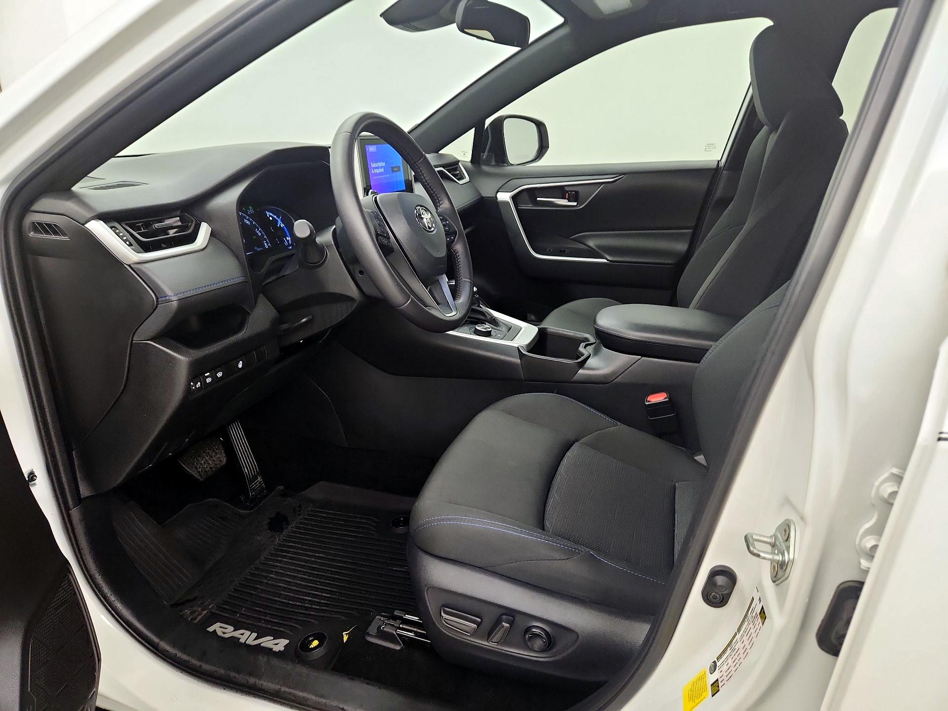 Thumbnail: 2024 Toyota RAV4 - 11