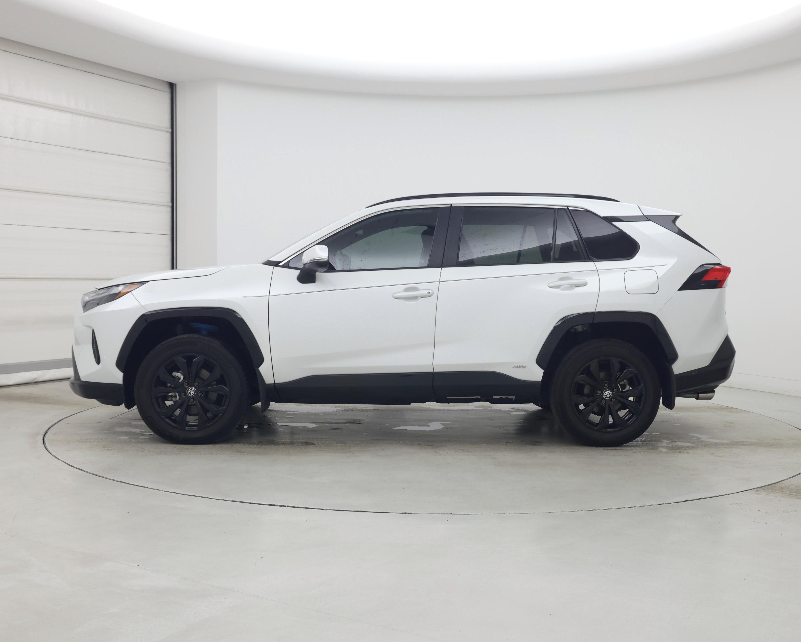 Thumbnail: 2024 Toyota RAV4 - 3