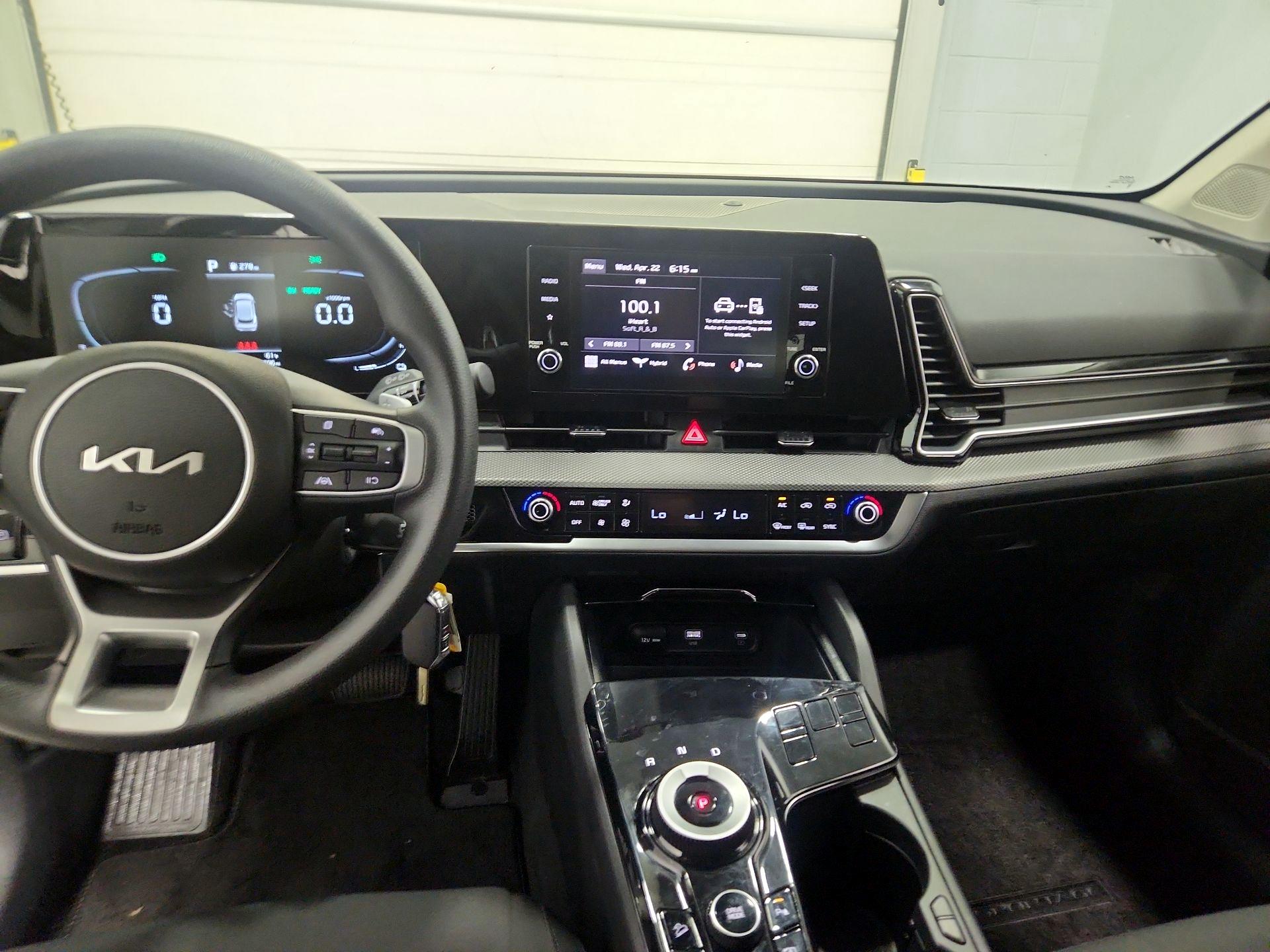 Thumbnail: 2023 Kia Sportage - 9