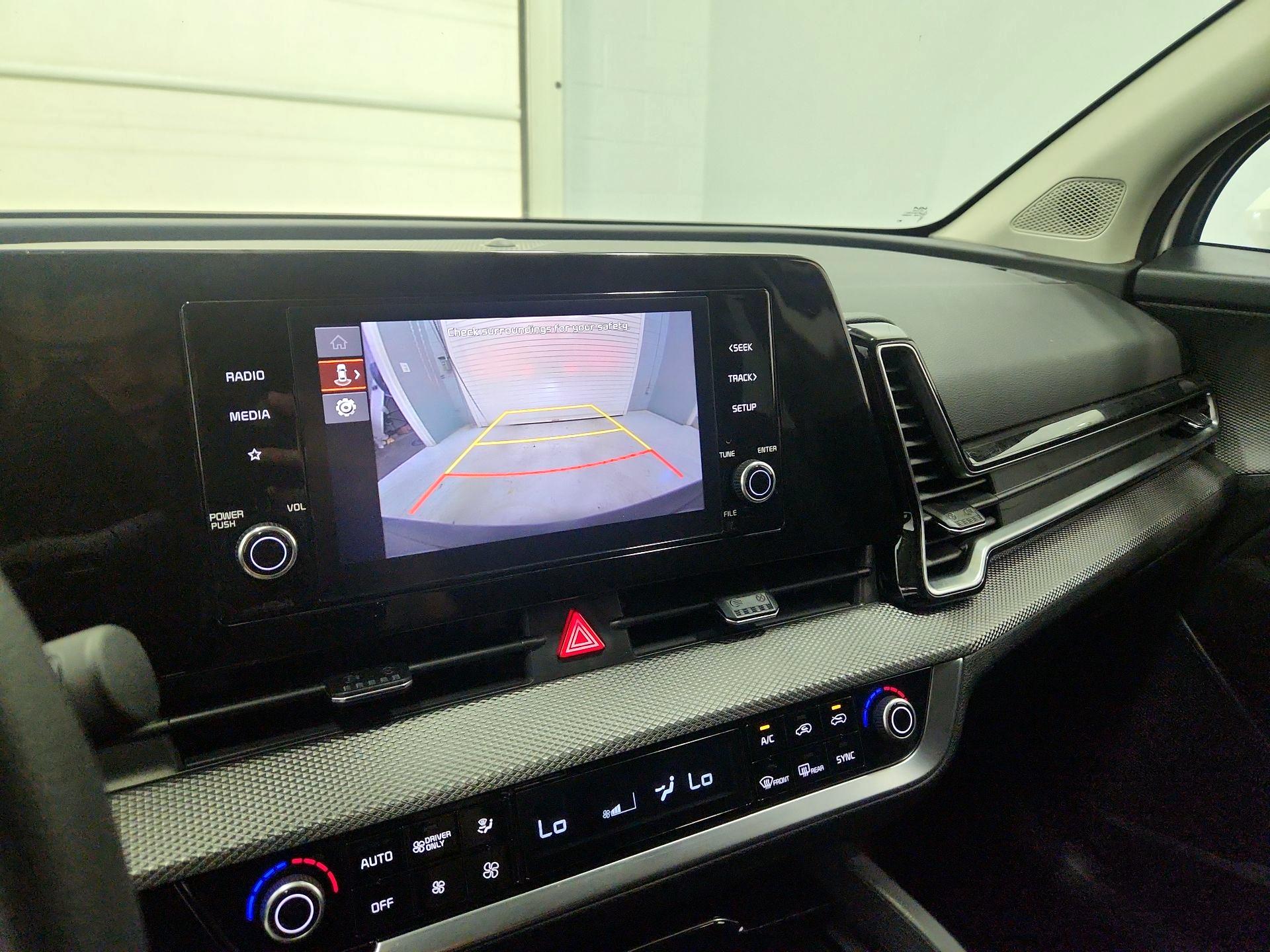 Thumbnail: 2023 Kia Sportage - 14