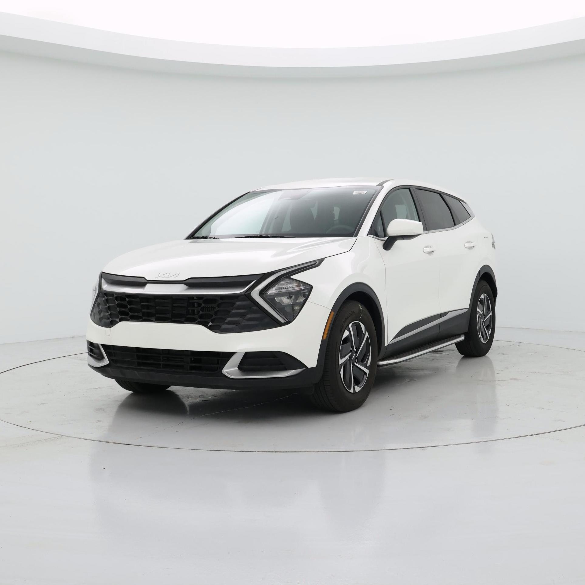 Thumbnail: 2023 Kia Sportage - 4