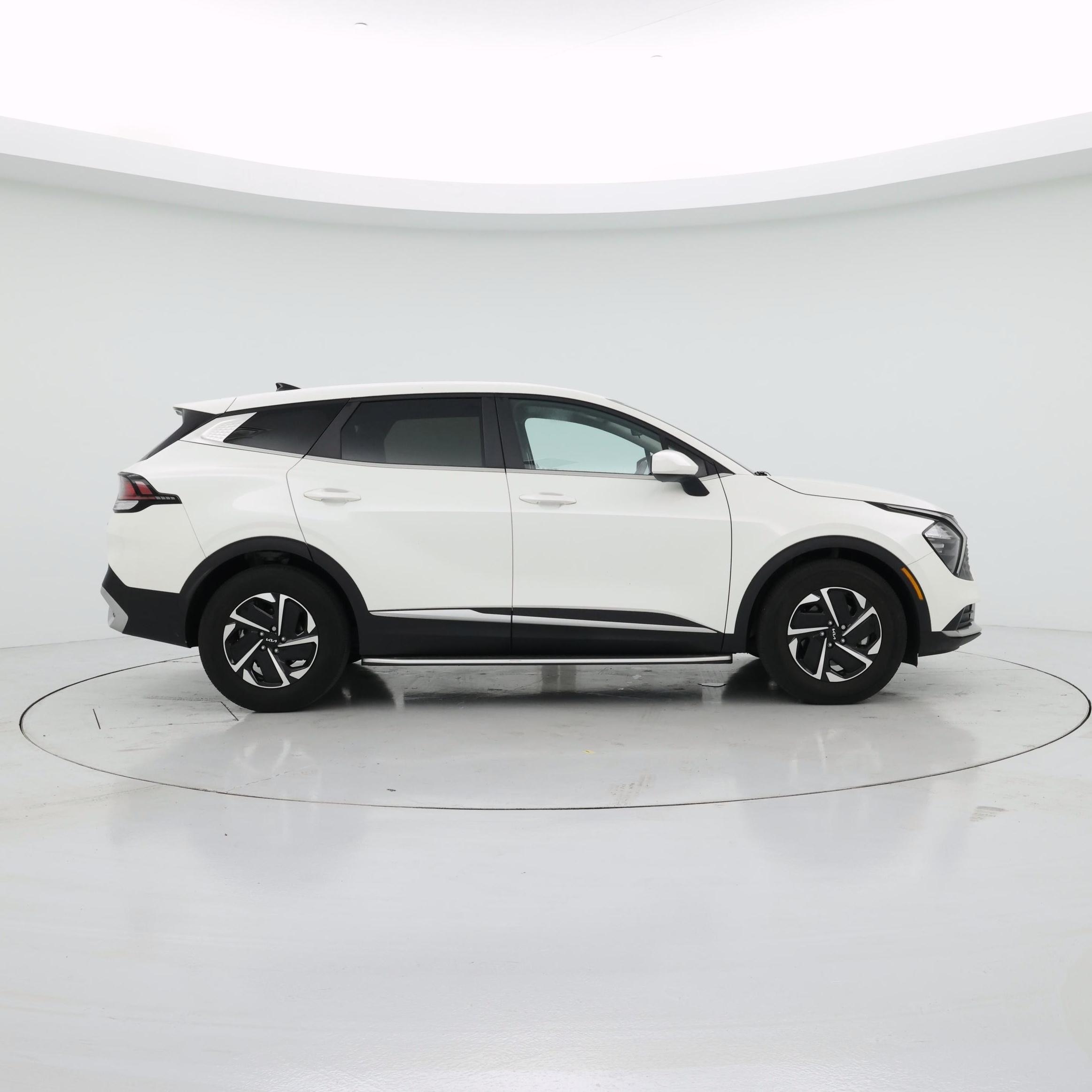 Thumbnail: 2023 Kia Sportage - 7