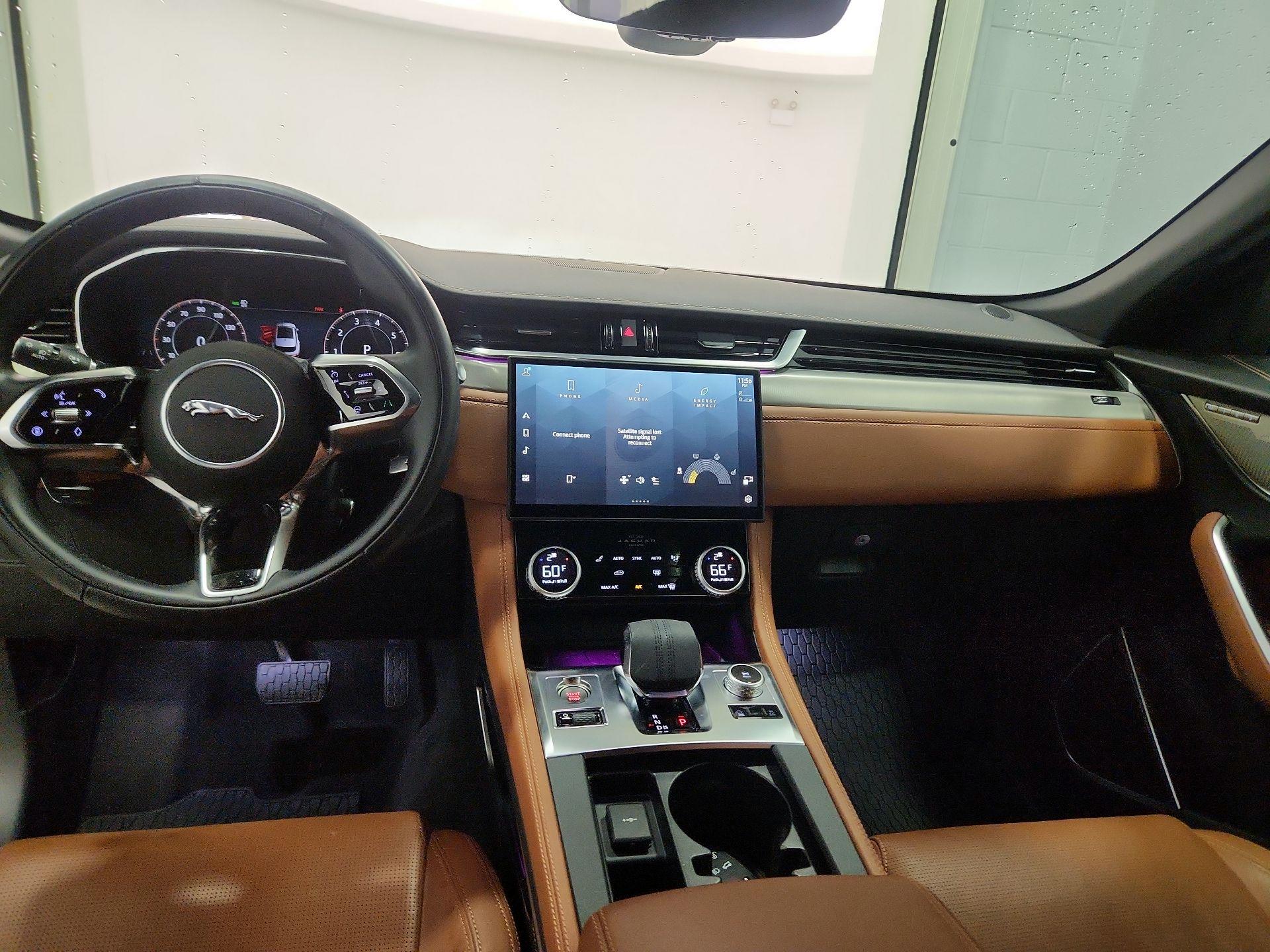Thumbnail: 2025 Jaguar F-Pace - 9