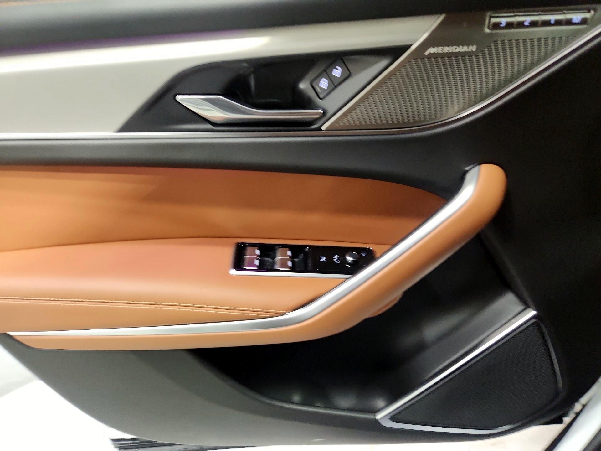 Thumbnail: 2025 Jaguar F-Pace - 12
