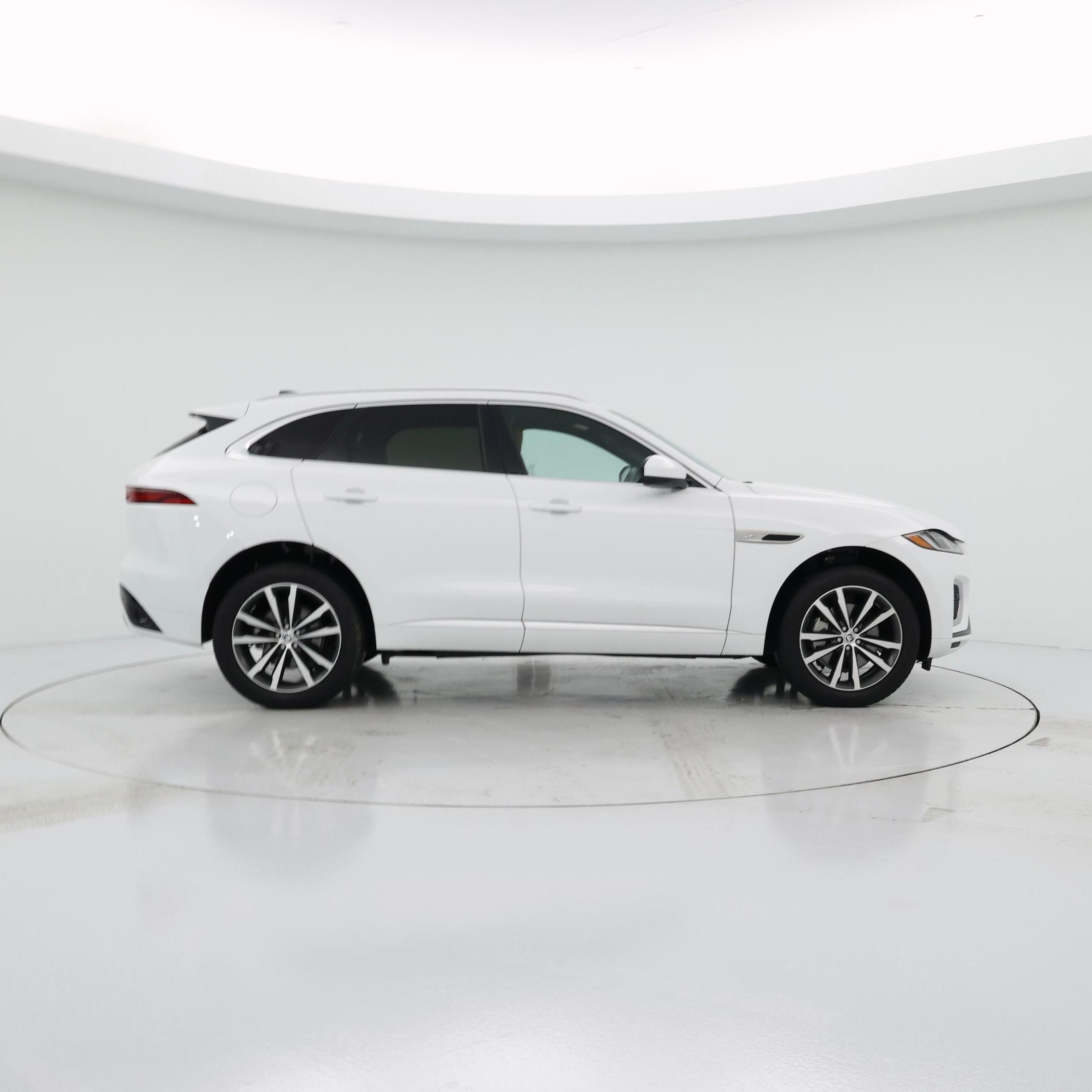 Thumbnail: 2025 Jaguar F-Pace - 7