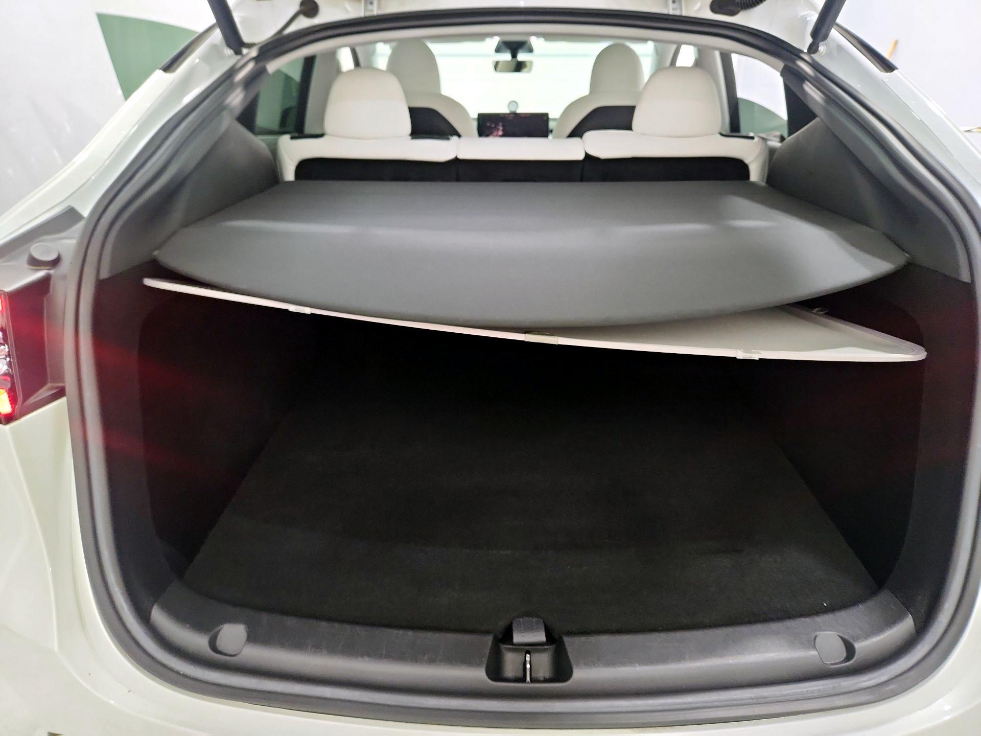 Thumbnail: 2023 Tesla Model Y - 20